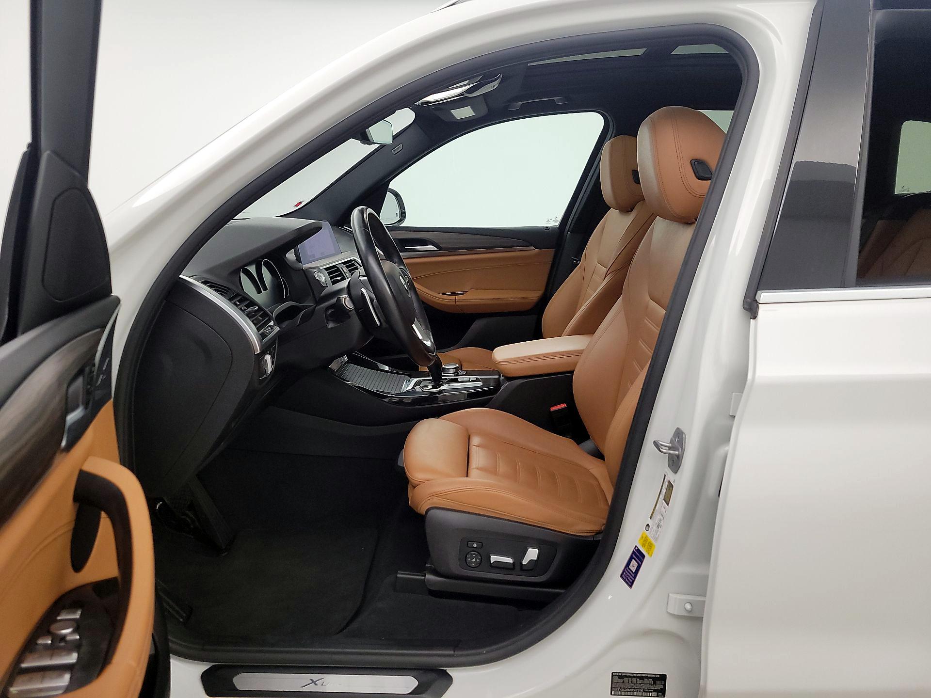Thumbnail: 2021 BMW X3 - 11