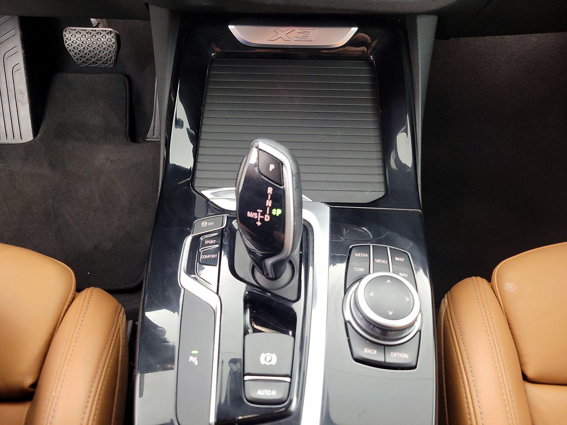 Thumbnail: 2021 BMW X3 - 18