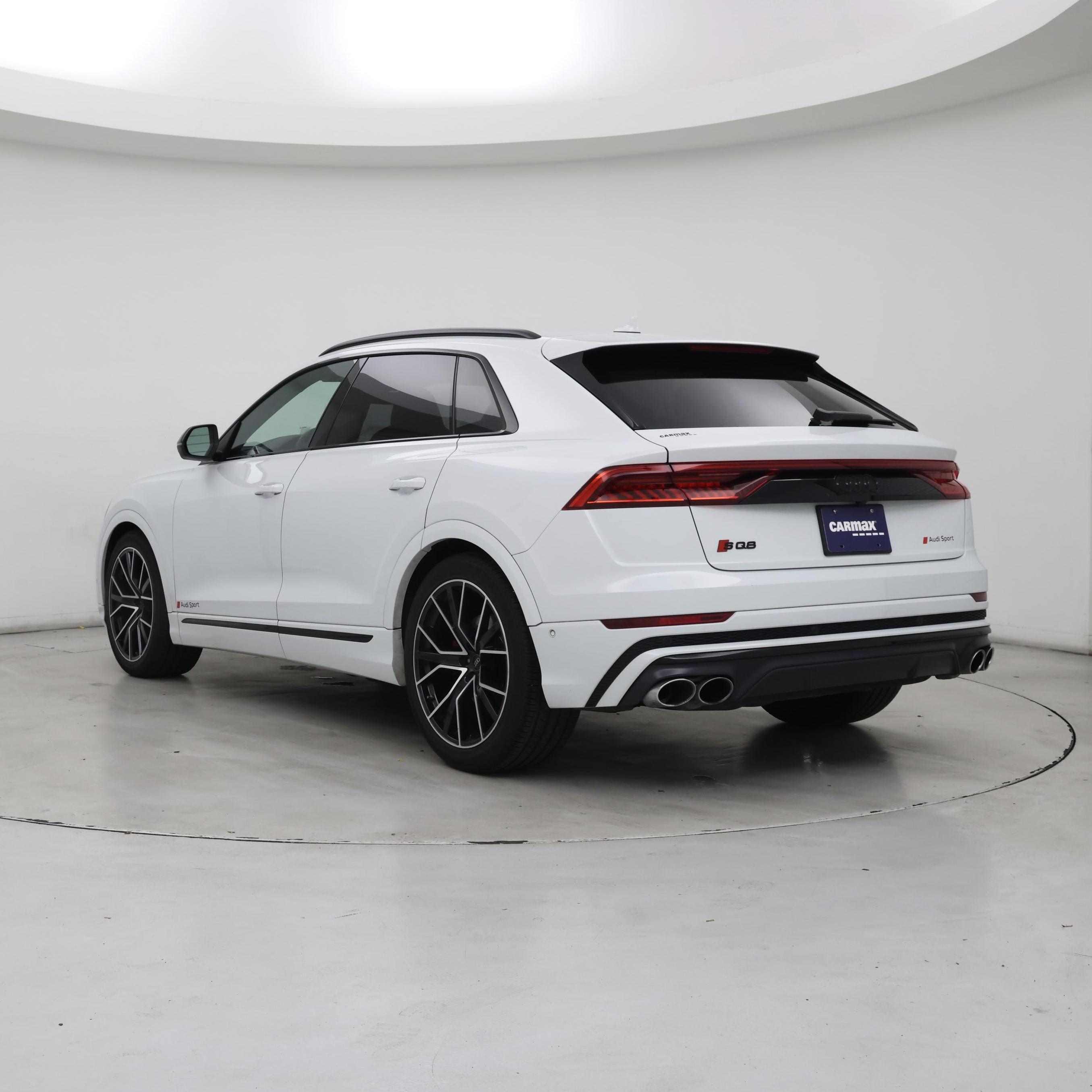 Thumbnail: 2023 Audi SQ8 - 2
