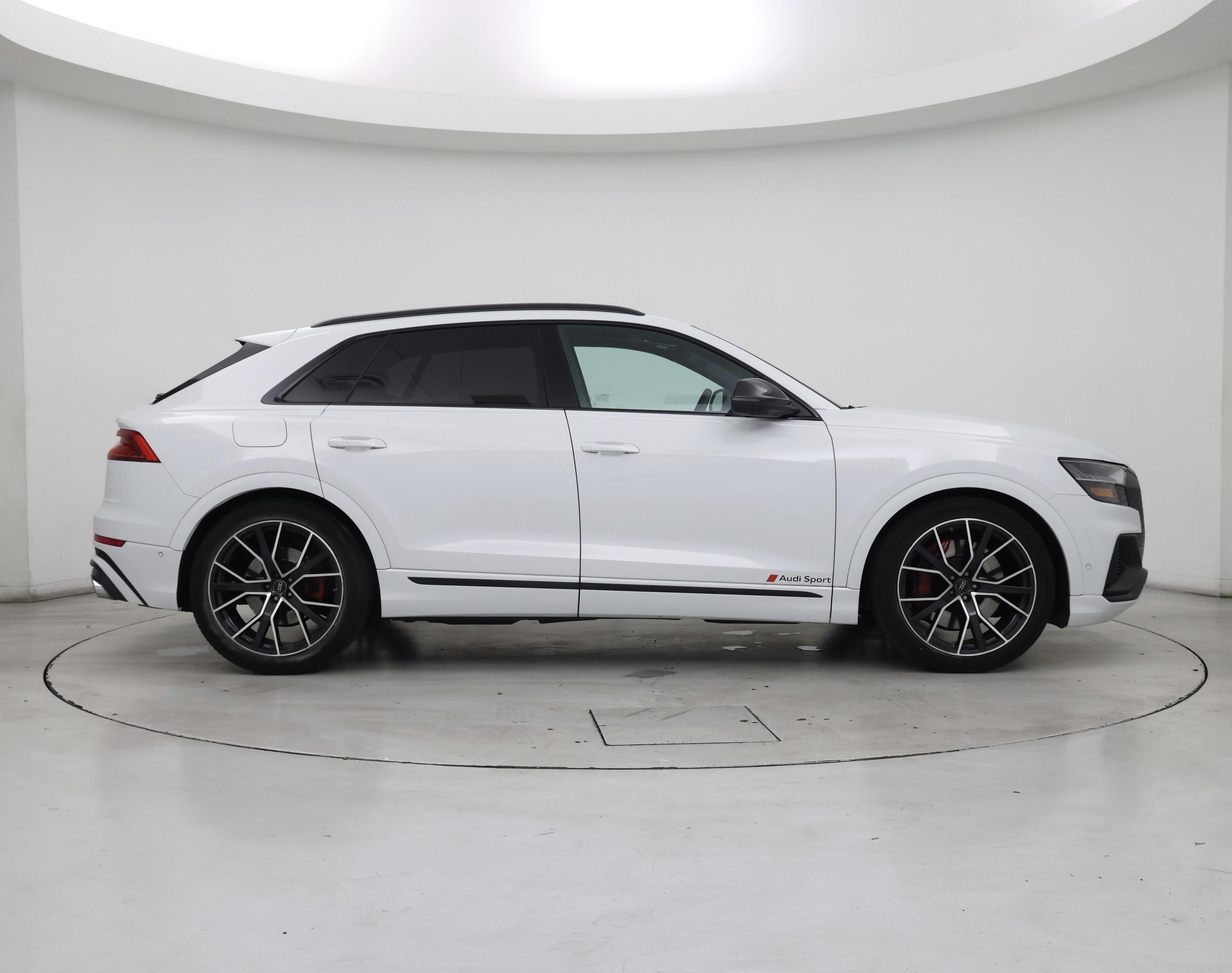 Thumbnail: 2023 Audi SQ8 - 7