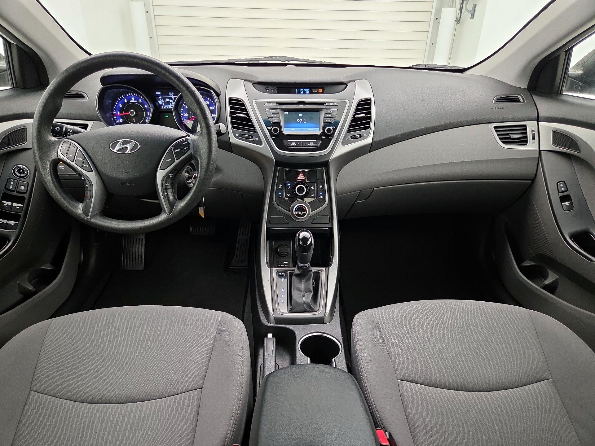 Thumbnail: 2015 Hyundai Elantra - 9