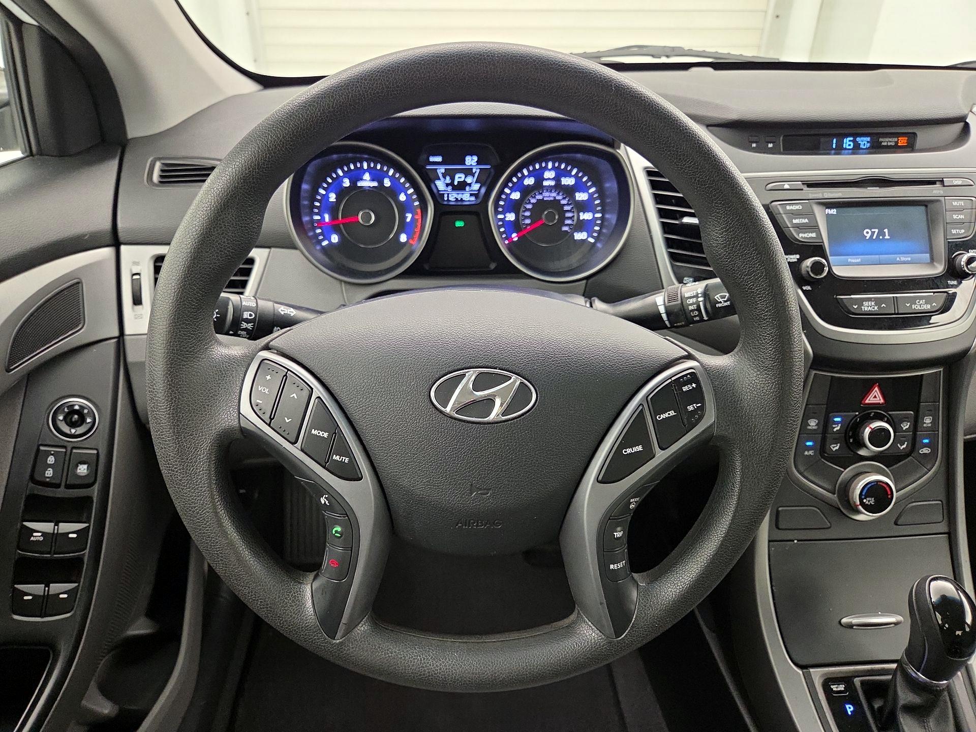 Thumbnail: 2015 Hyundai Elantra - 10