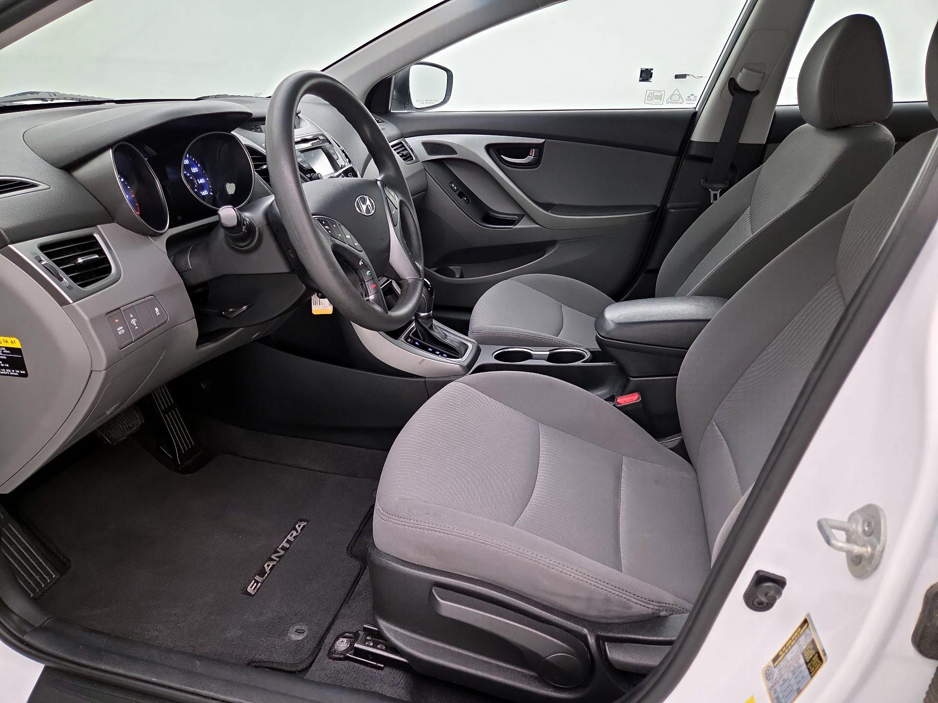 Thumbnail: 2015 Hyundai Elantra - 11