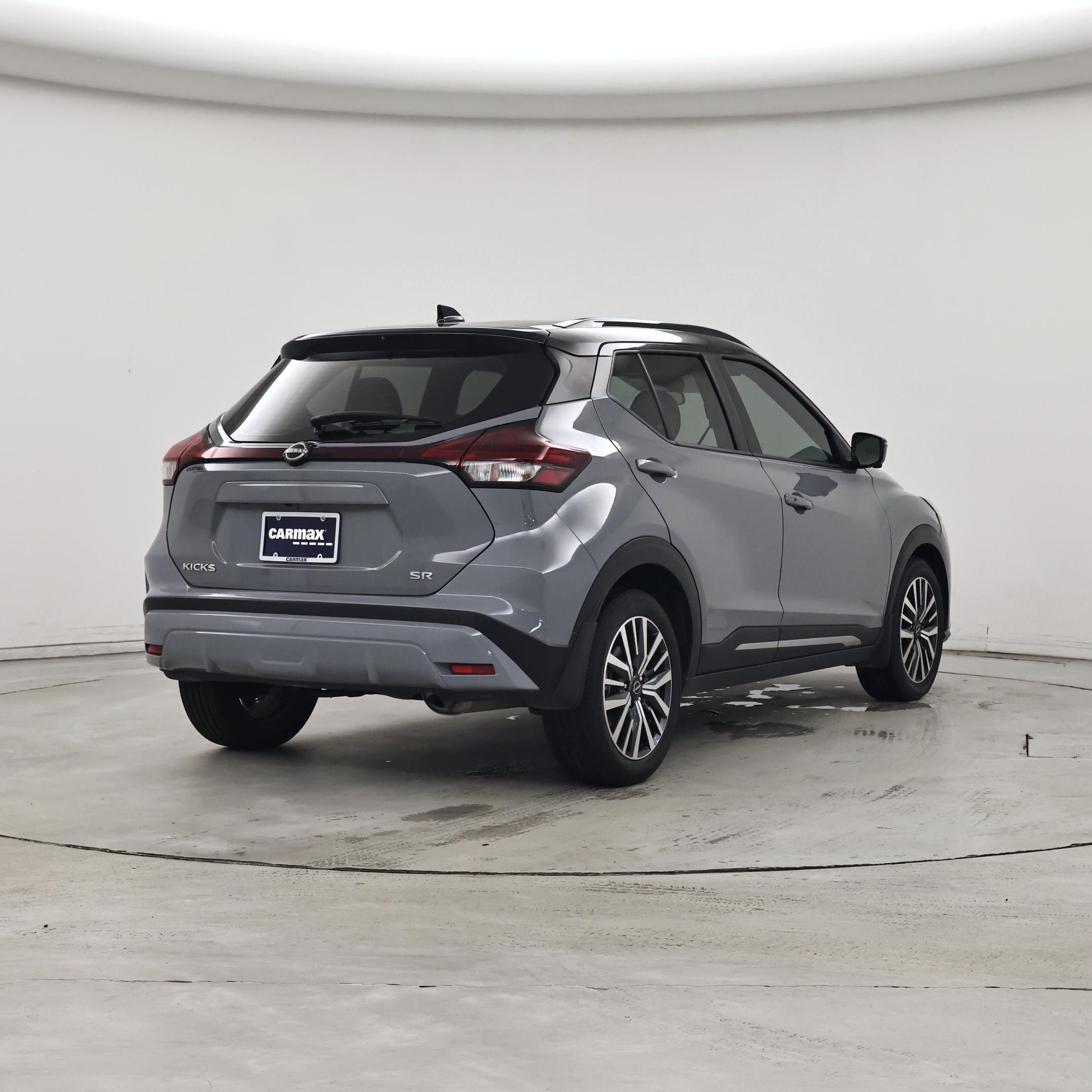 Thumbnail: 2023 Nissan Kicks - 8