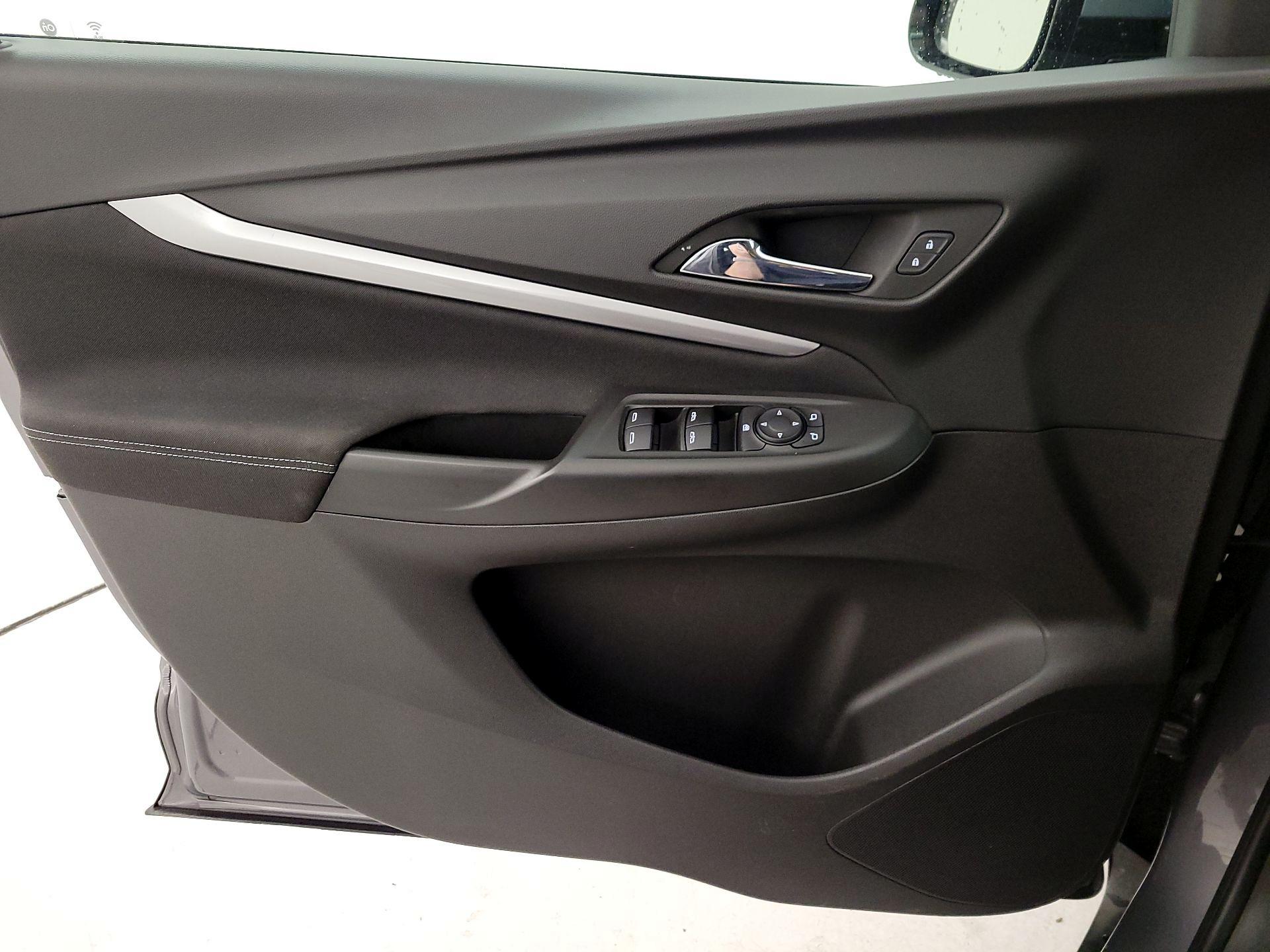 Thumbnail: 2023 Chevrolet Bolt EUV - 12