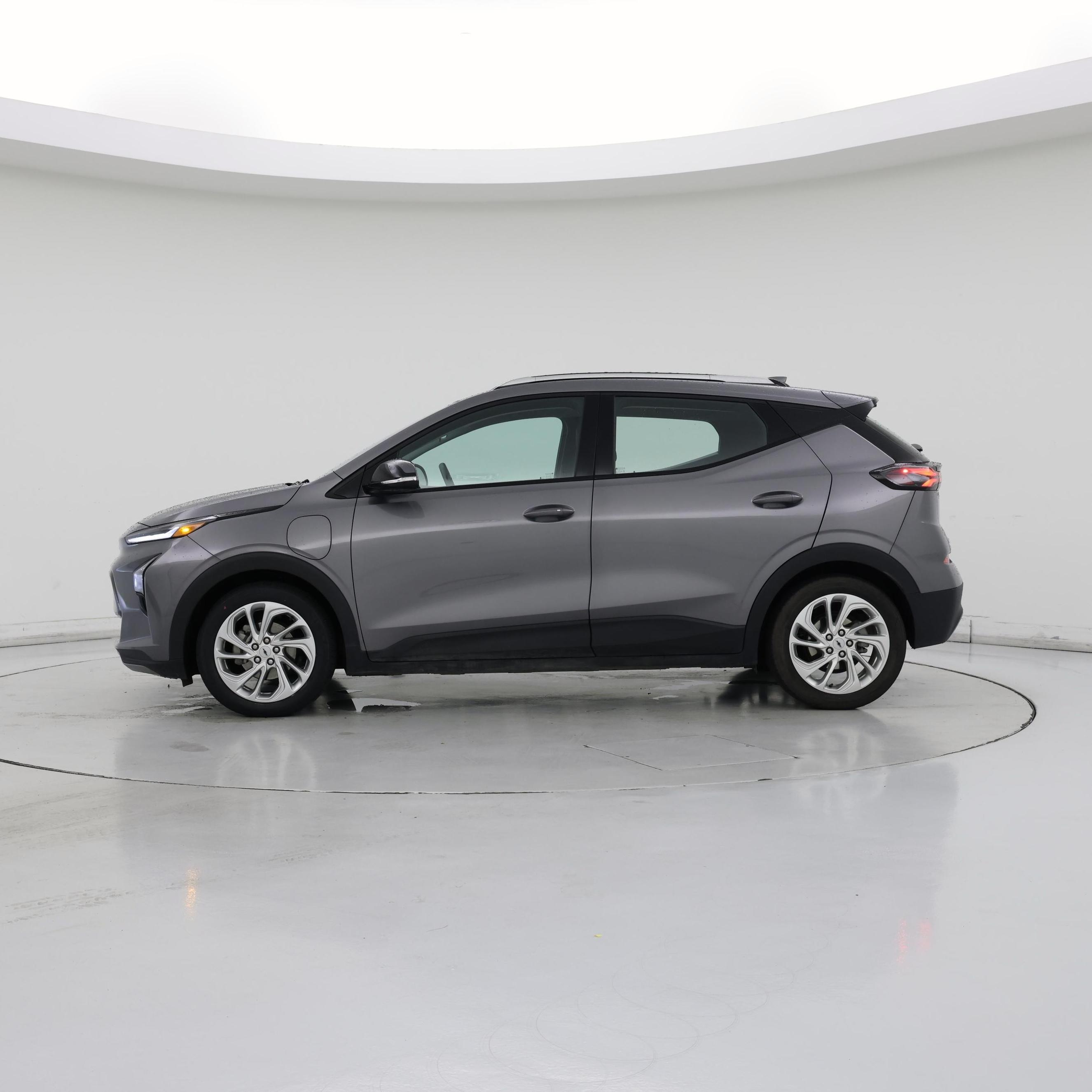 Thumbnail: 2023 Chevrolet Bolt EUV - 3
