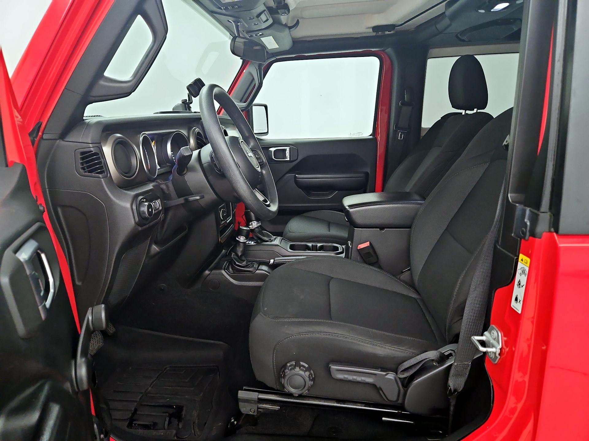 Thumbnail: 2018 Jeep Wrangler - 11