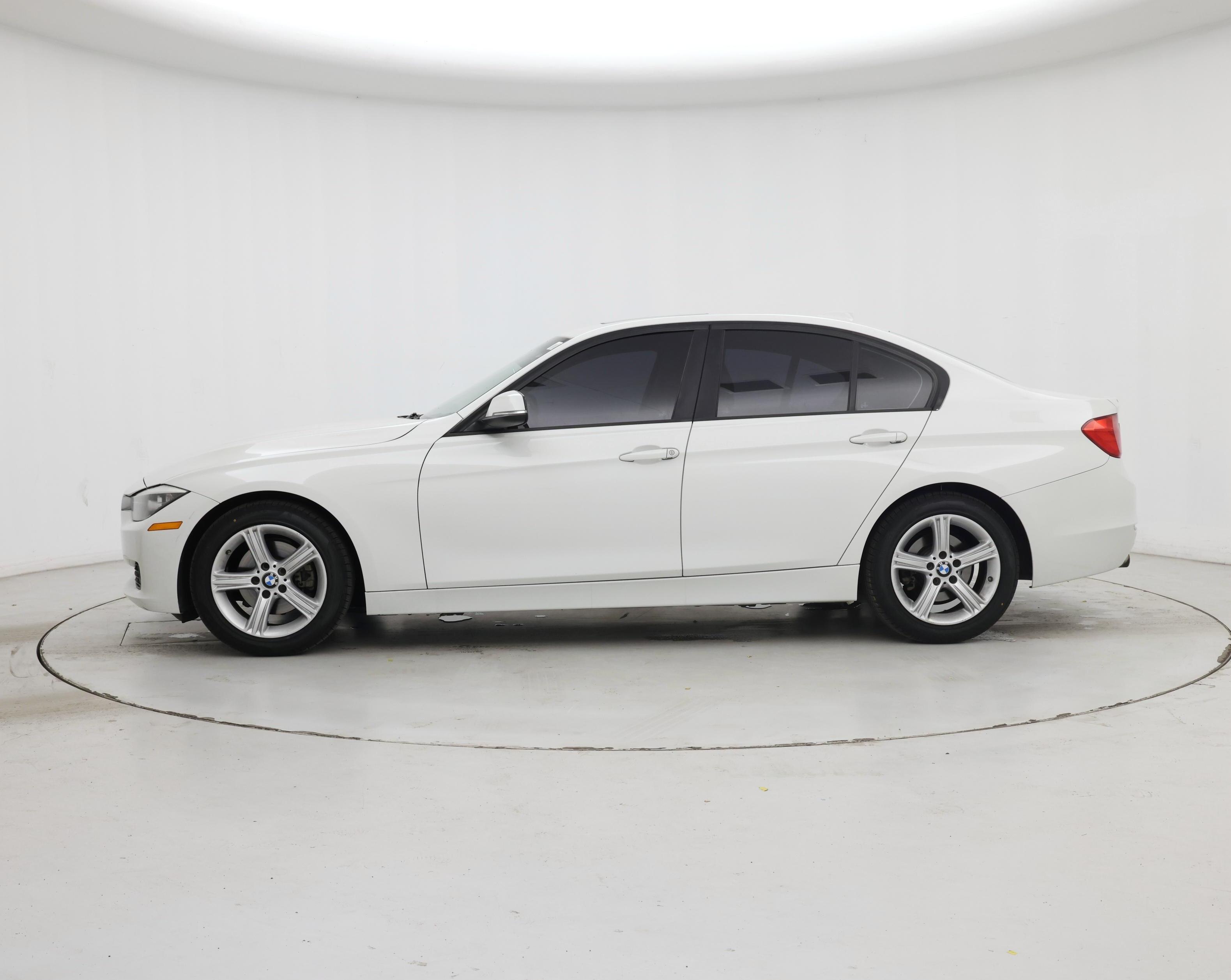 Thumbnail: 2014 BMW 3 Series - 3