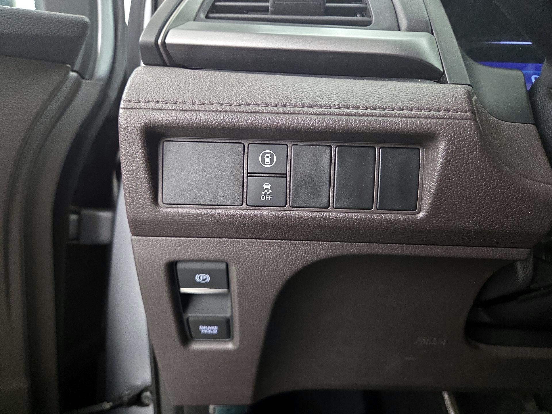 Thumbnail: 2021 Honda Odyssey - 13