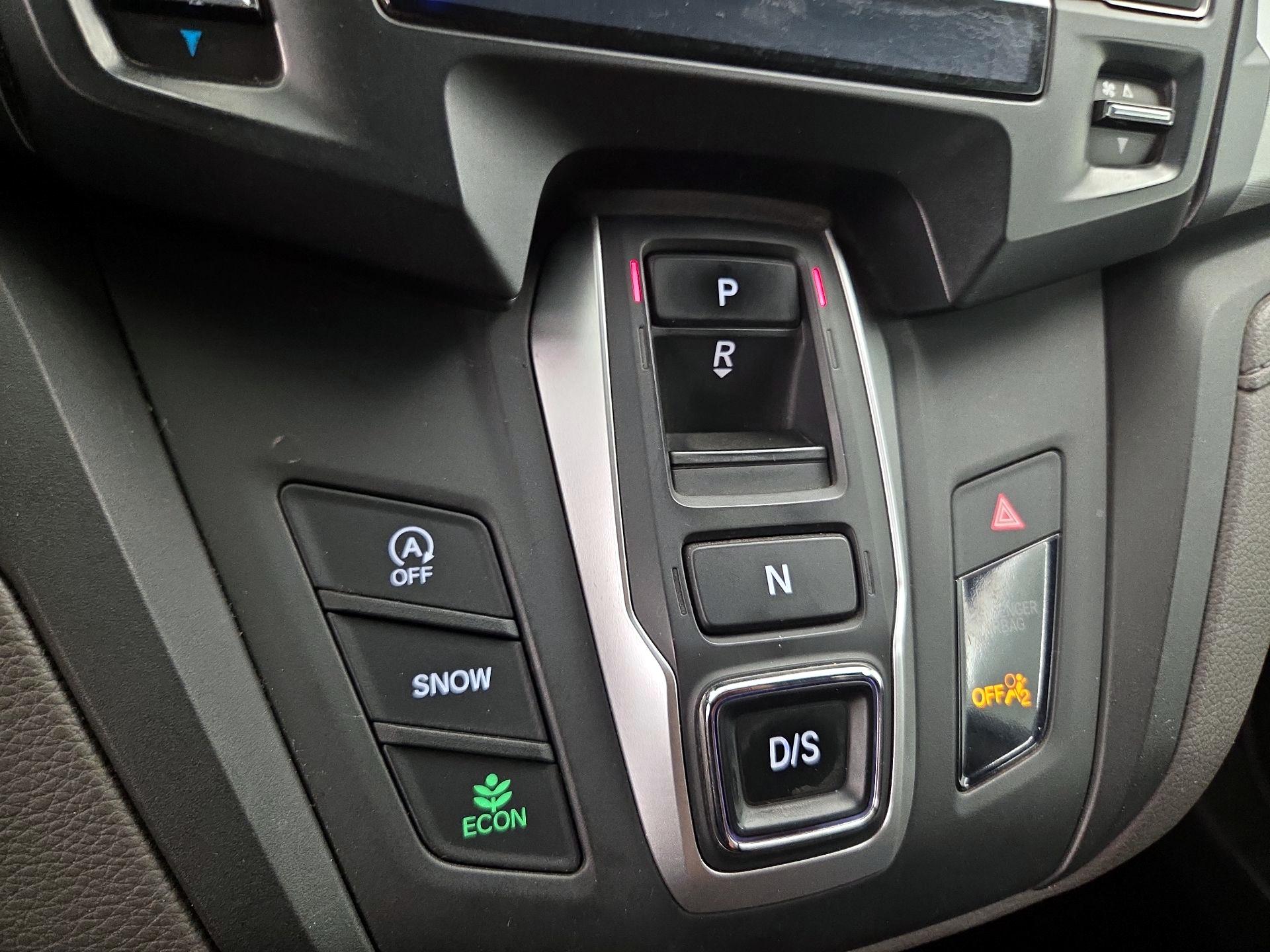 Thumbnail: 2021 Honda Odyssey - 17
