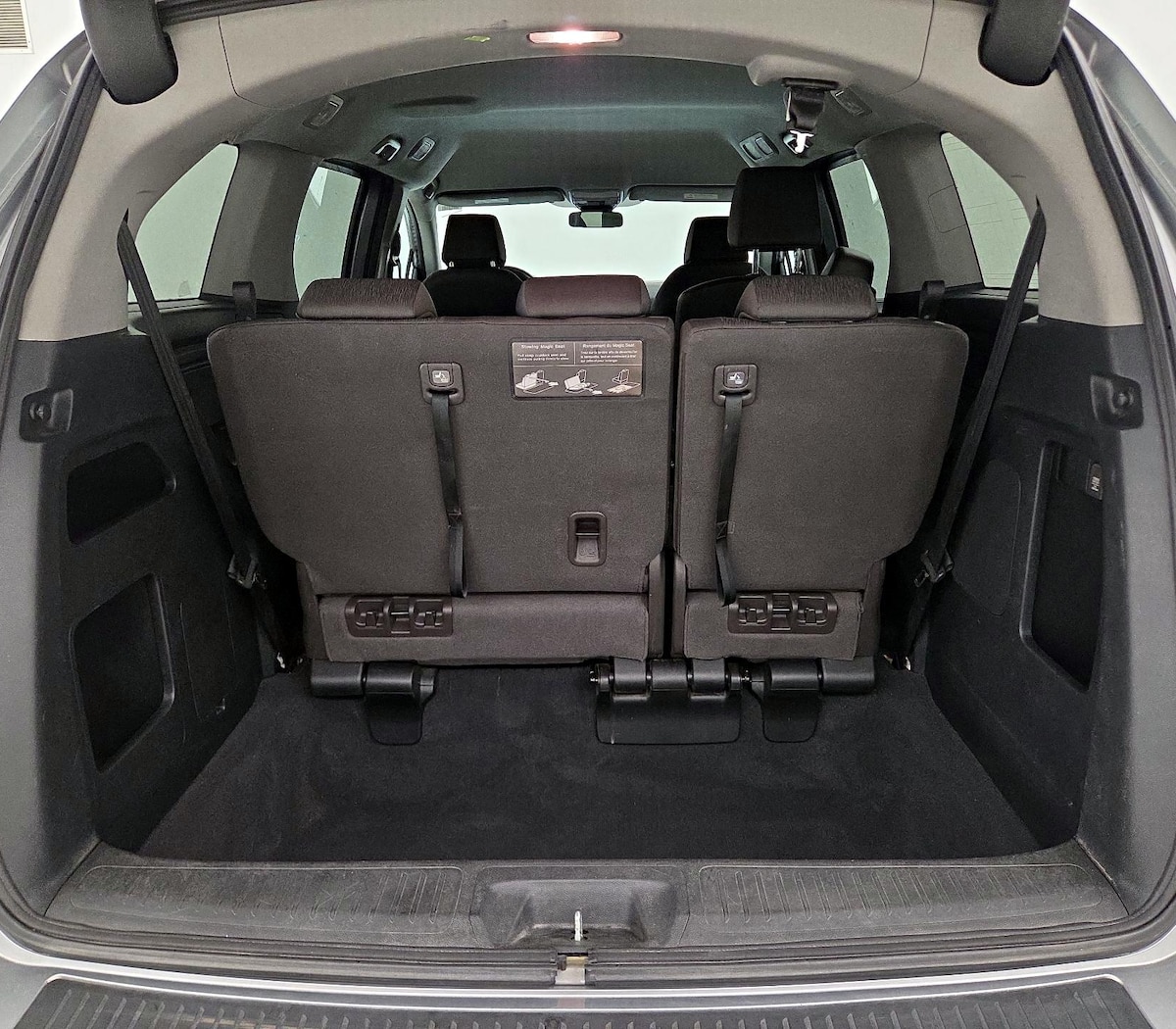 Trunk/Cargo (Seats Up)