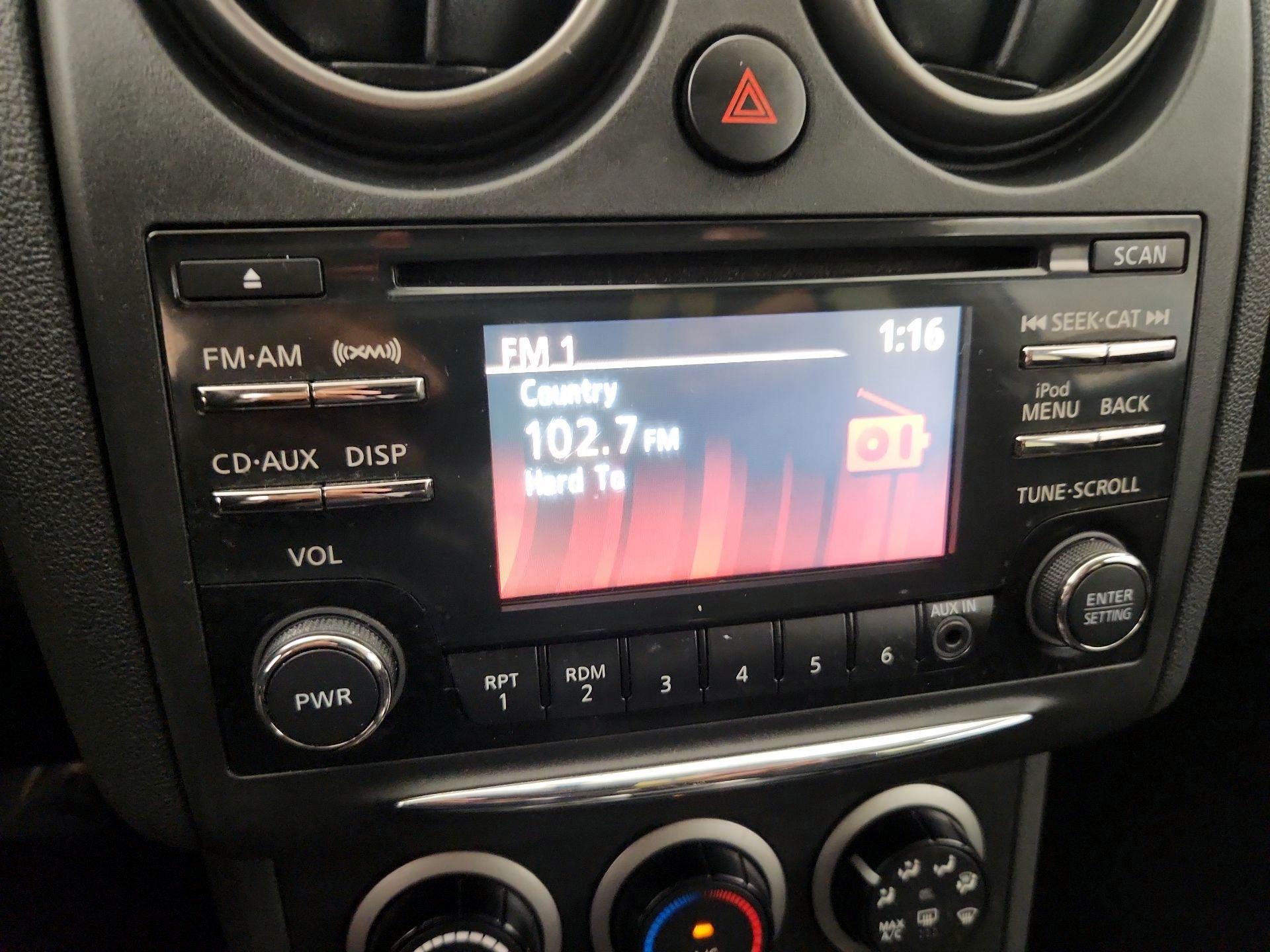Thumbnail: 2015 Nissan Rogue - 15