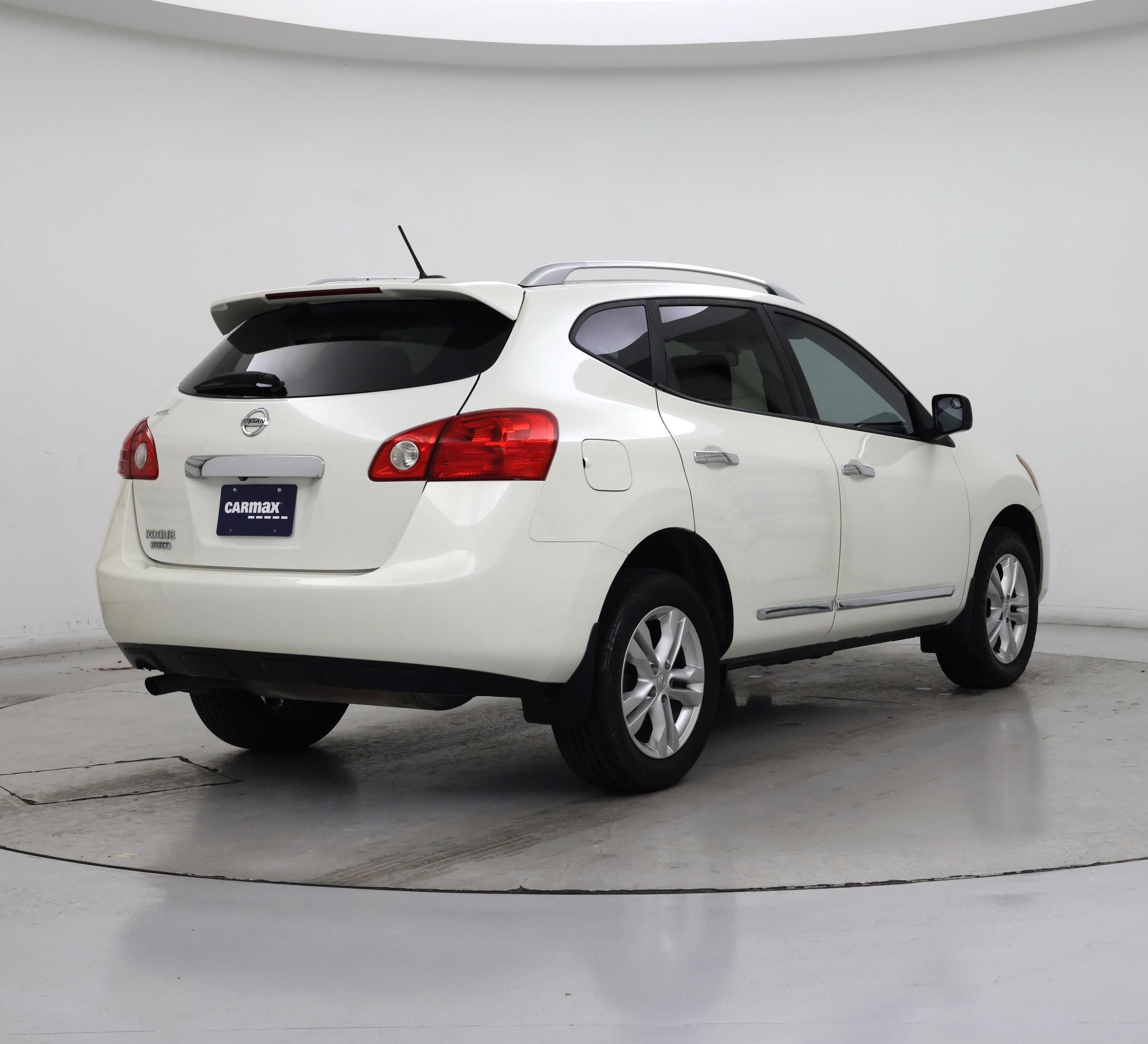 Thumbnail: 2015 Nissan Rogue - 8