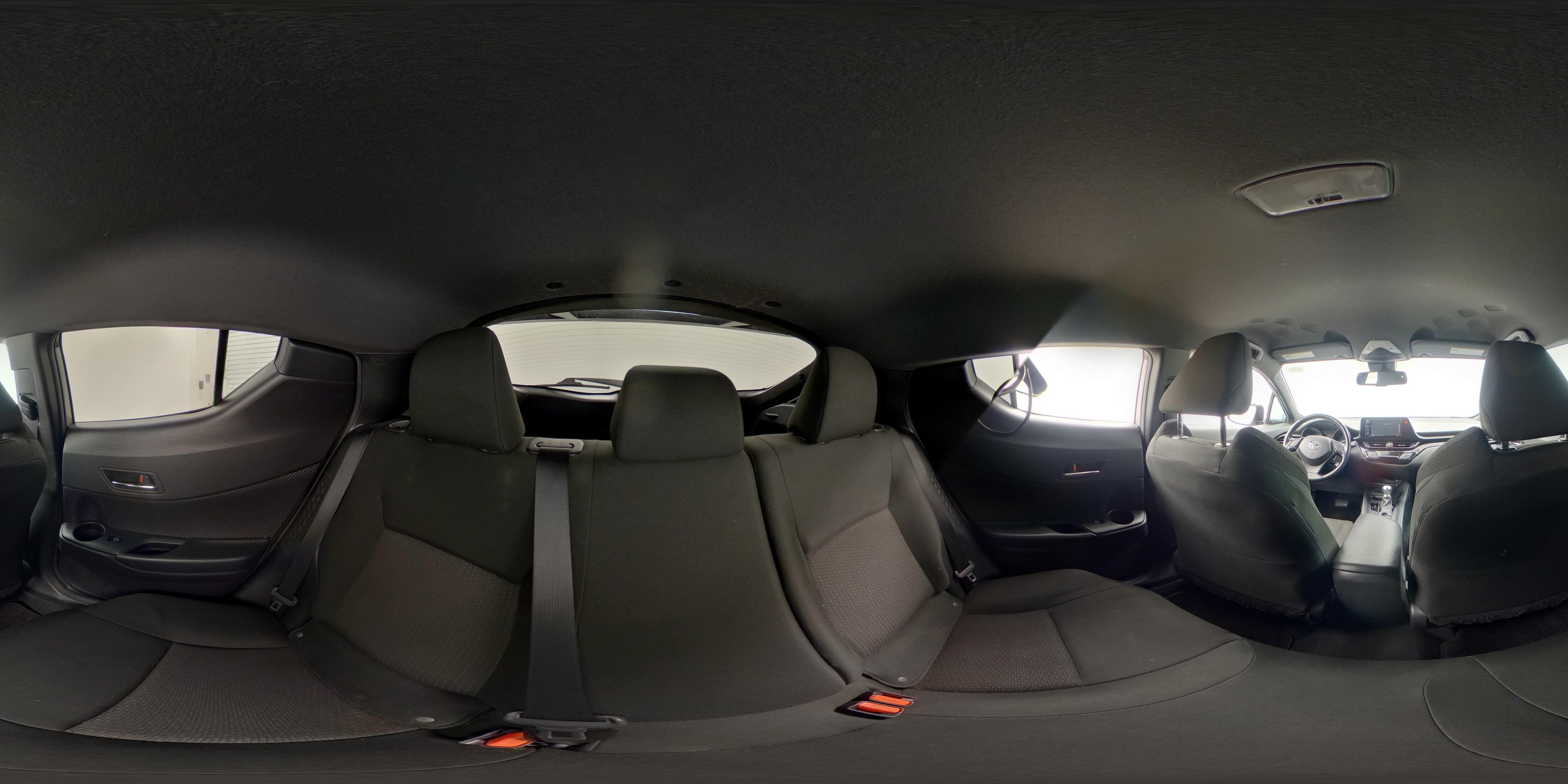 2018 Toyota C-HR XLE - Photo 25