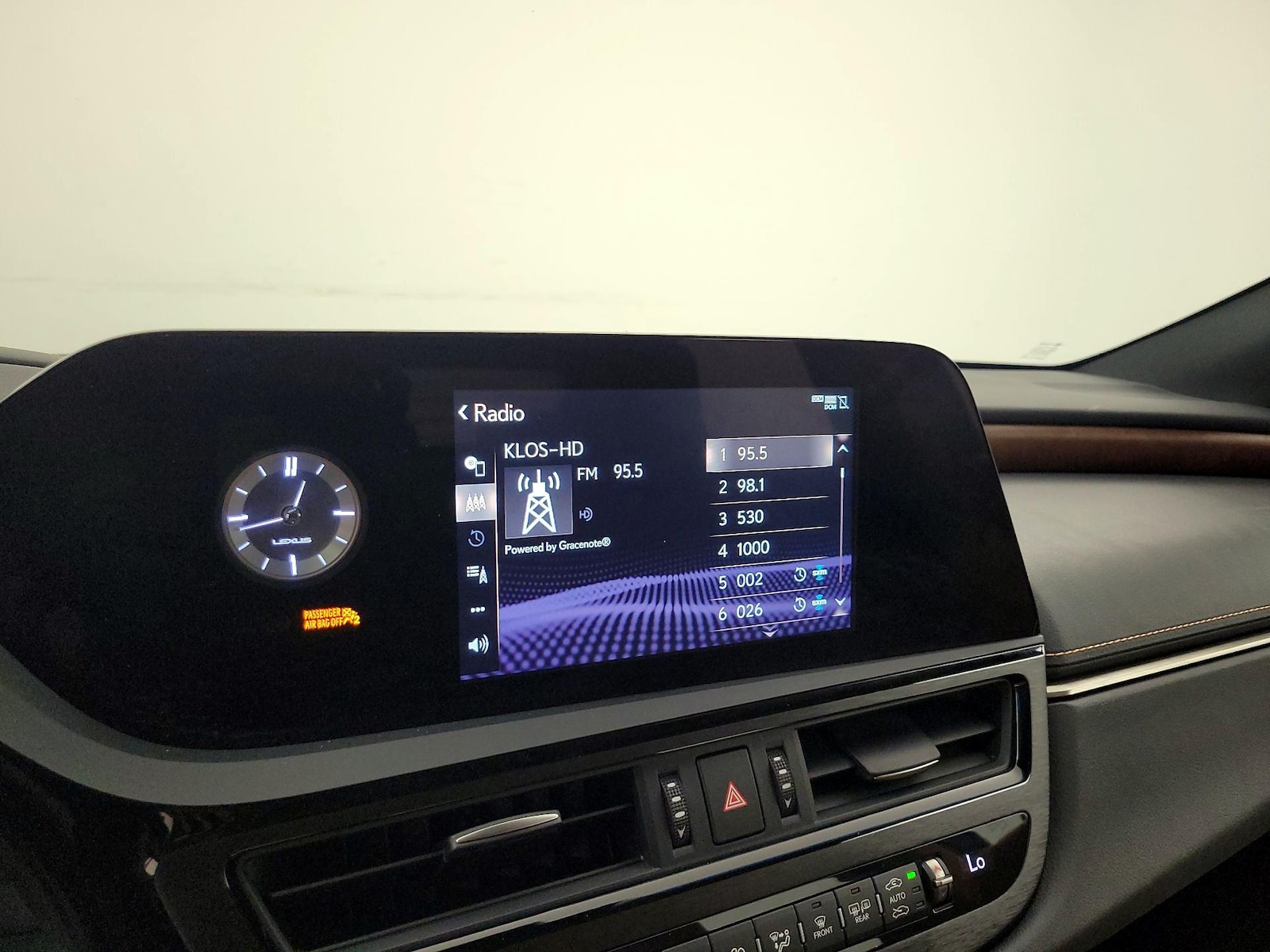 2022 Lexus ES Hybrid 300h - Photo 15