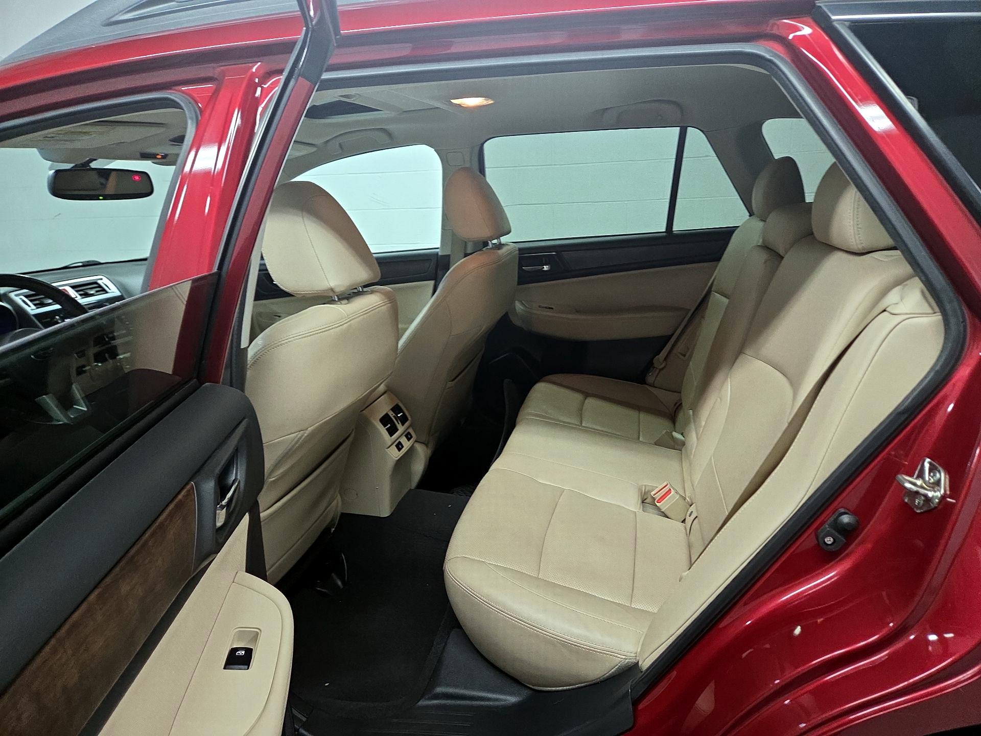 Thumbnail: 2016 Subaru Outback - 16