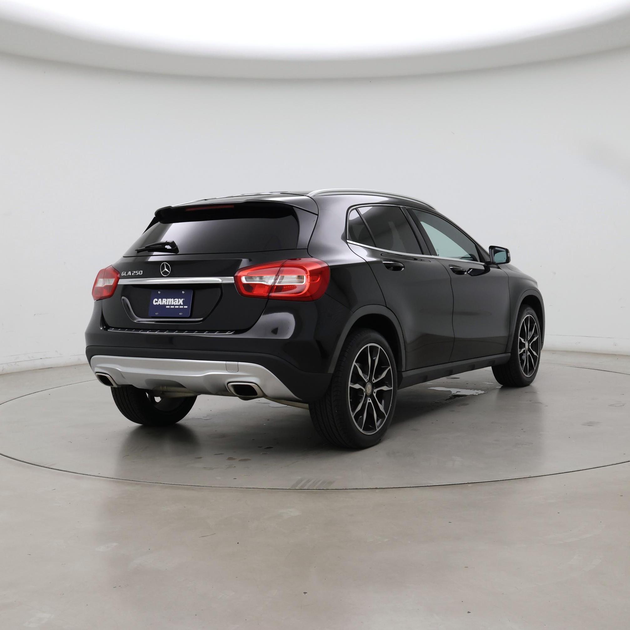 Thumbnail: 2017 Mercedes-Benz GLA - 8