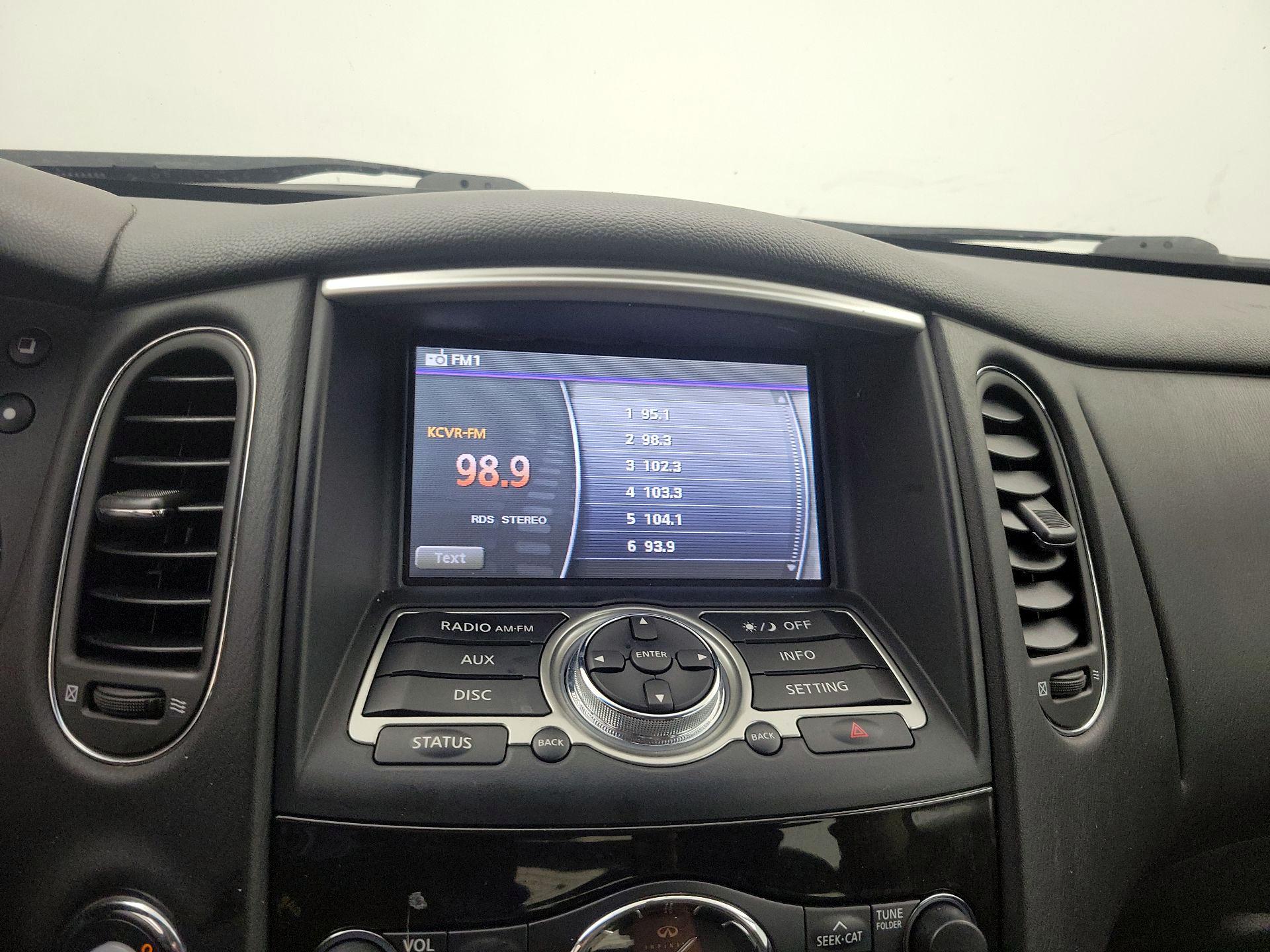 Thumbnail: 2016 INFINITI QX50 - 15
