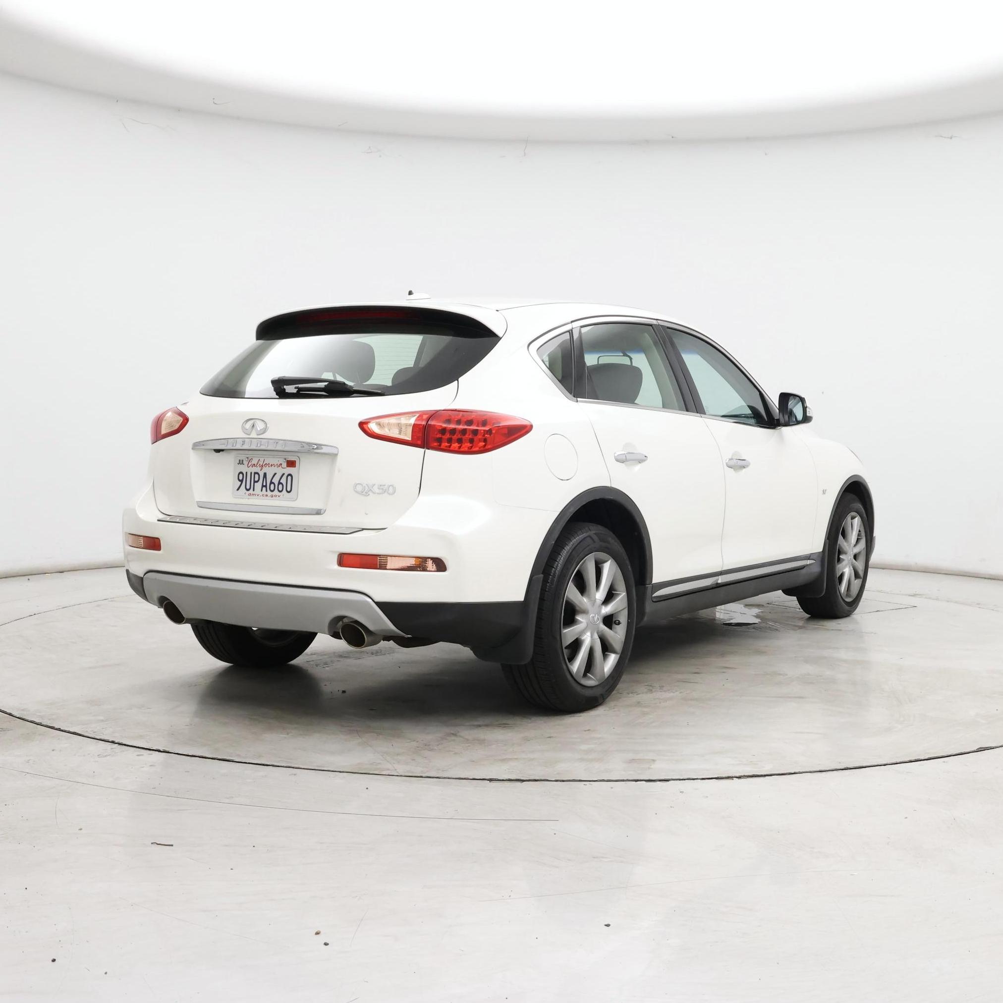 Thumbnail: 2016 INFINITI QX50 - 8
