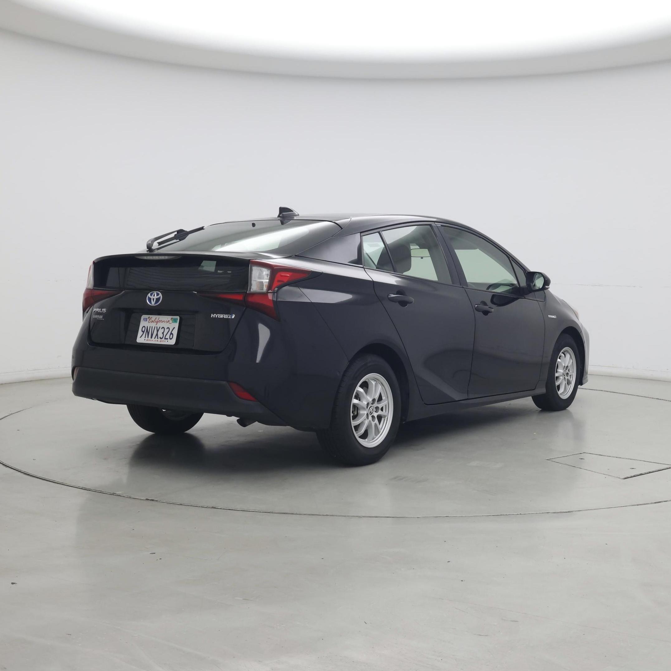 Thumbnail: 2022 Toyota Prius - 8
