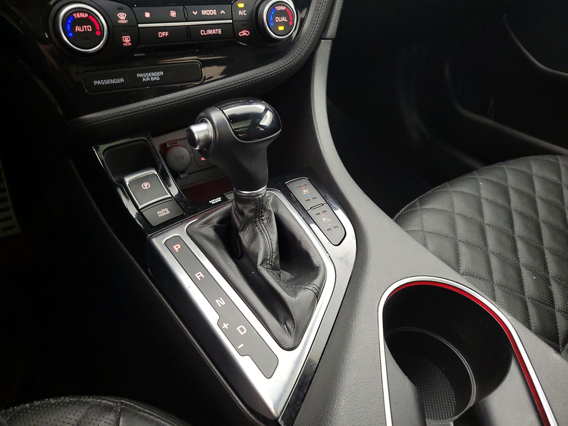 Thumbnail: 2014 Kia Optima - 18