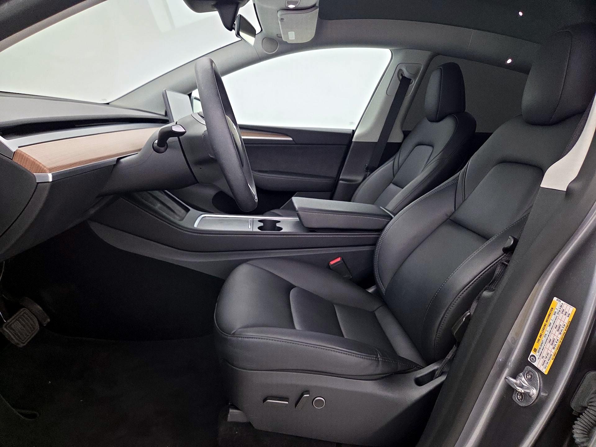 Thumbnail: 2025 Tesla Model Y - 11