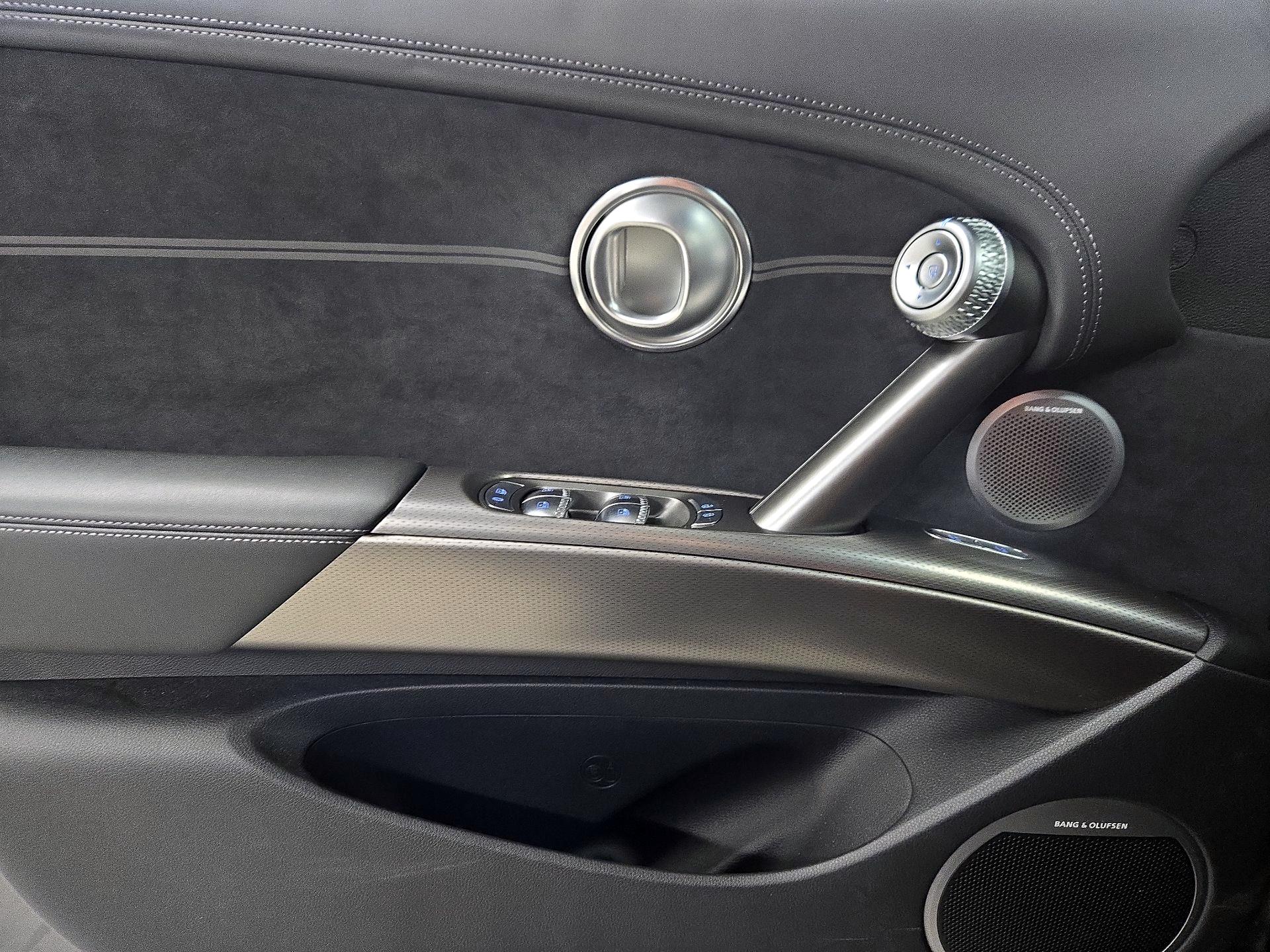 Thumbnail: 2025 Genesis GV60 - 12