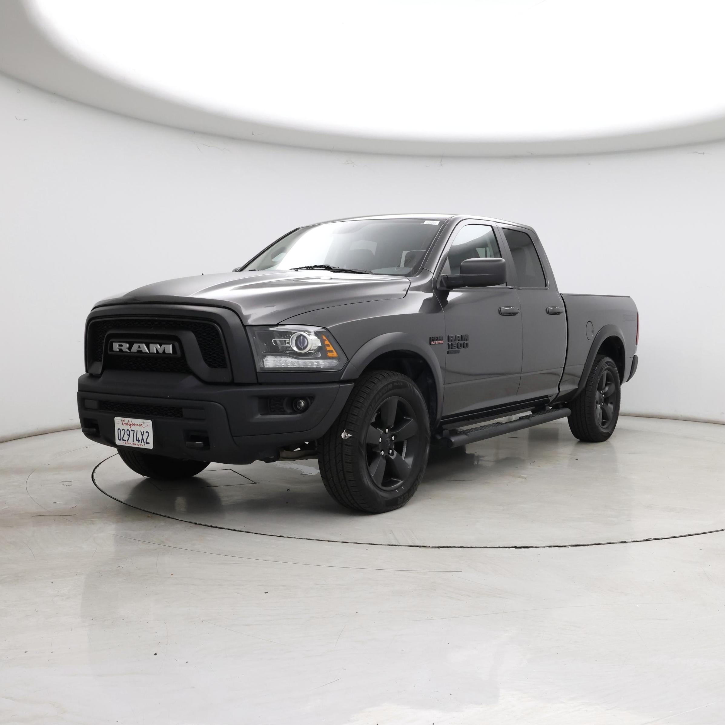 Thumbnail: 2019 RAM 1500 Classic - 4