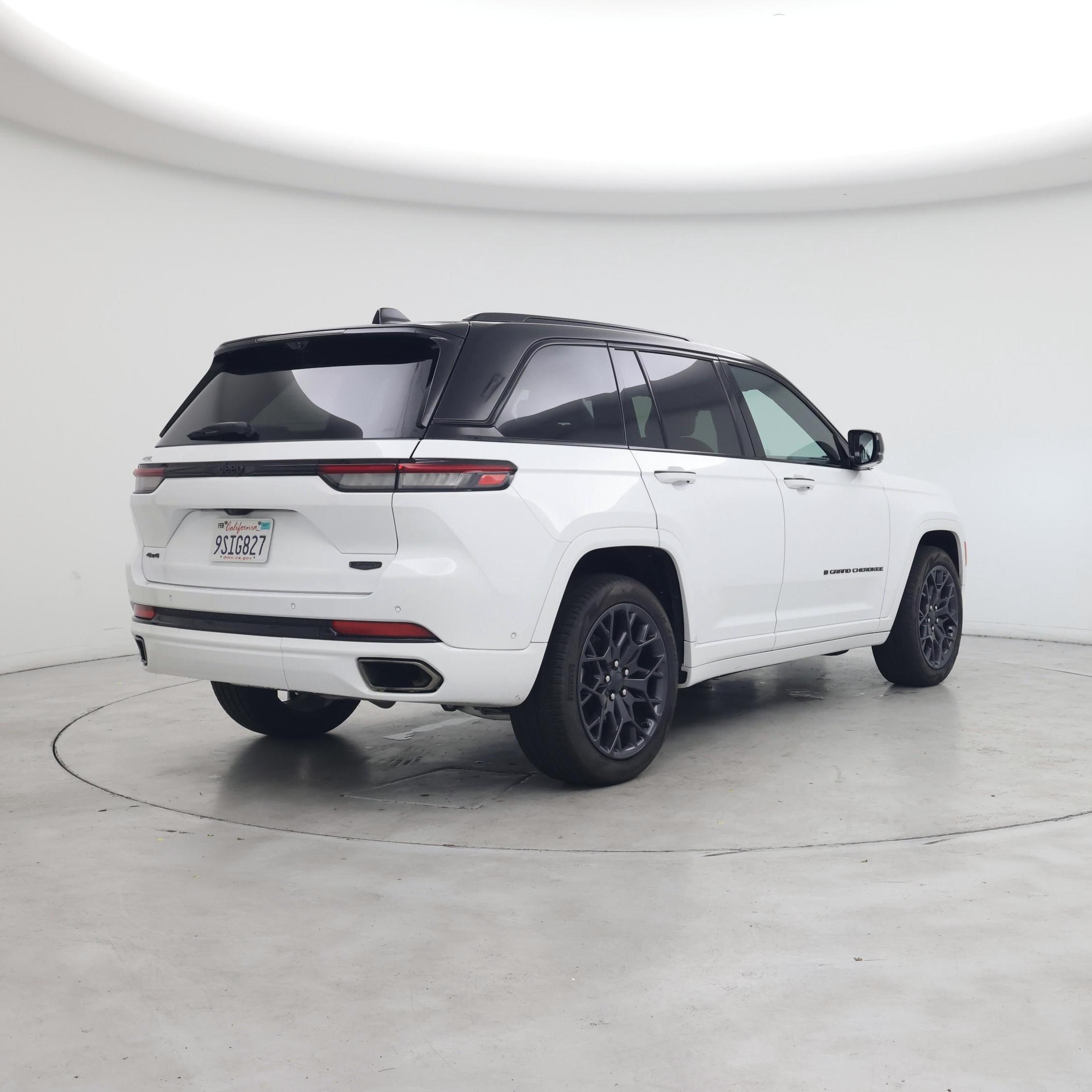 Thumbnail: 2025 Jeep Grand Cherokee - 8