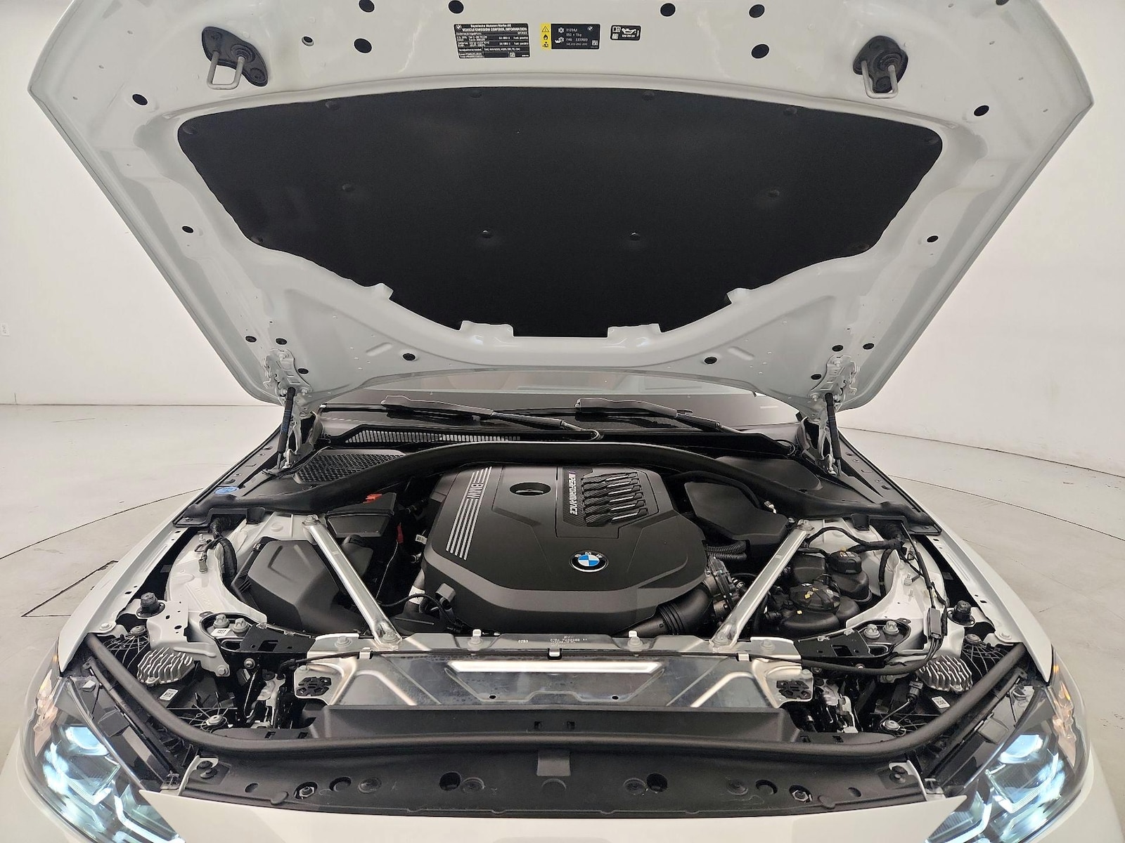 2023 BMW 4 Series M440i - Photo 22