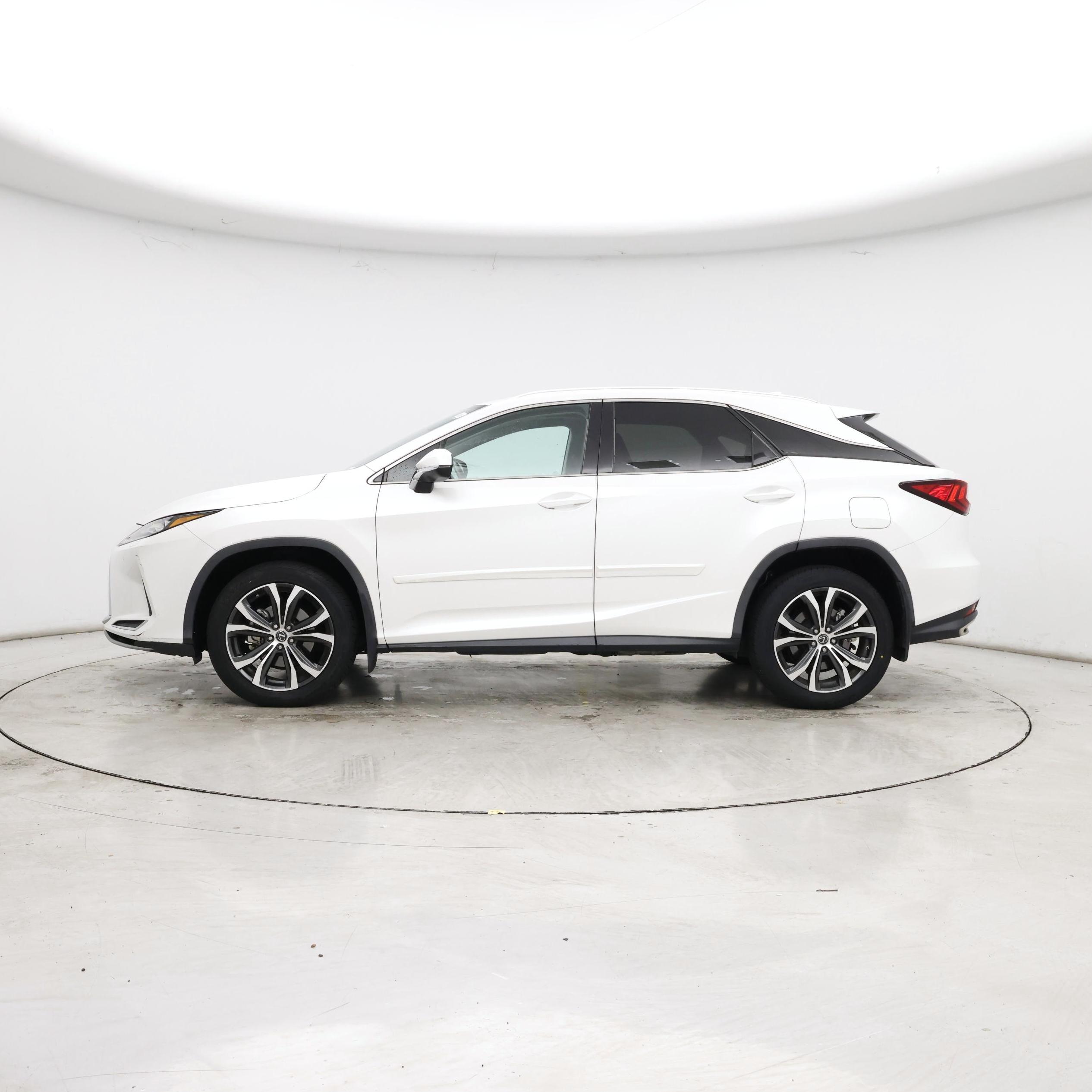 Thumbnail: 2020 Lexus RX - 3
