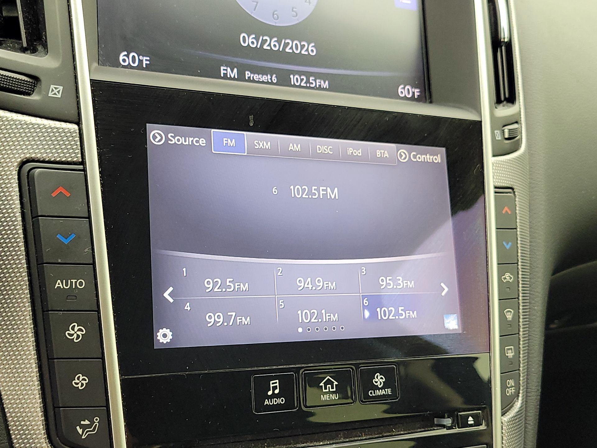 Thumbnail: 2016 INFINITI Q50 - 15