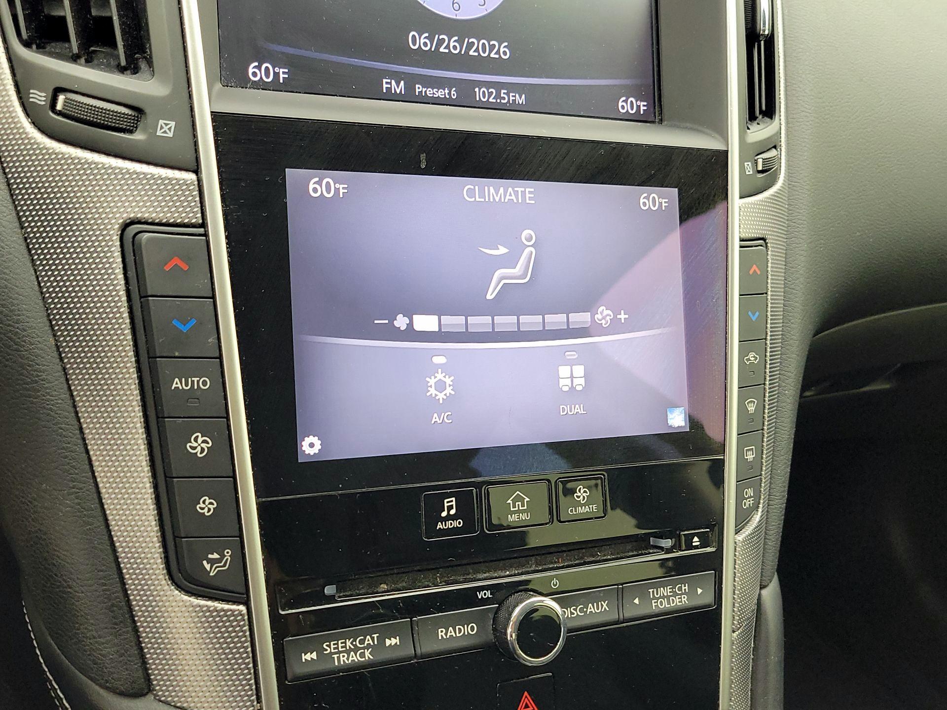 Thumbnail: 2016 INFINITI Q50 - 16