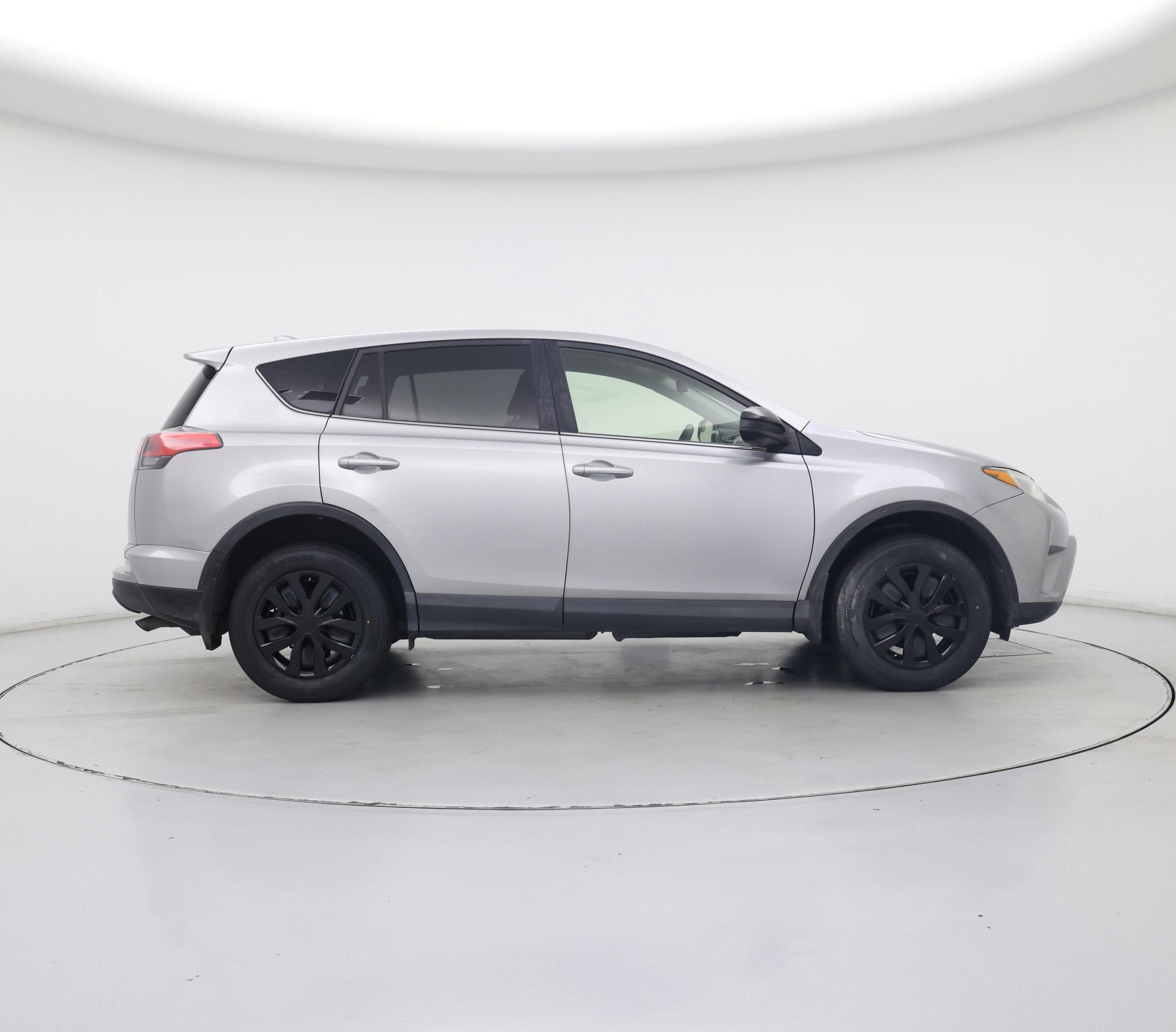 Thumbnail: 2018 Toyota RAV4 - 7