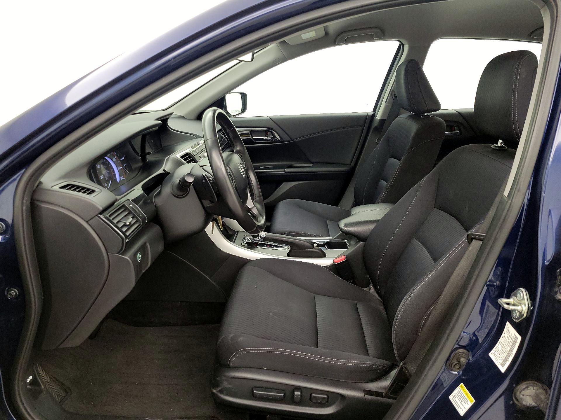 Thumbnail: 2015 Honda Accord - 11