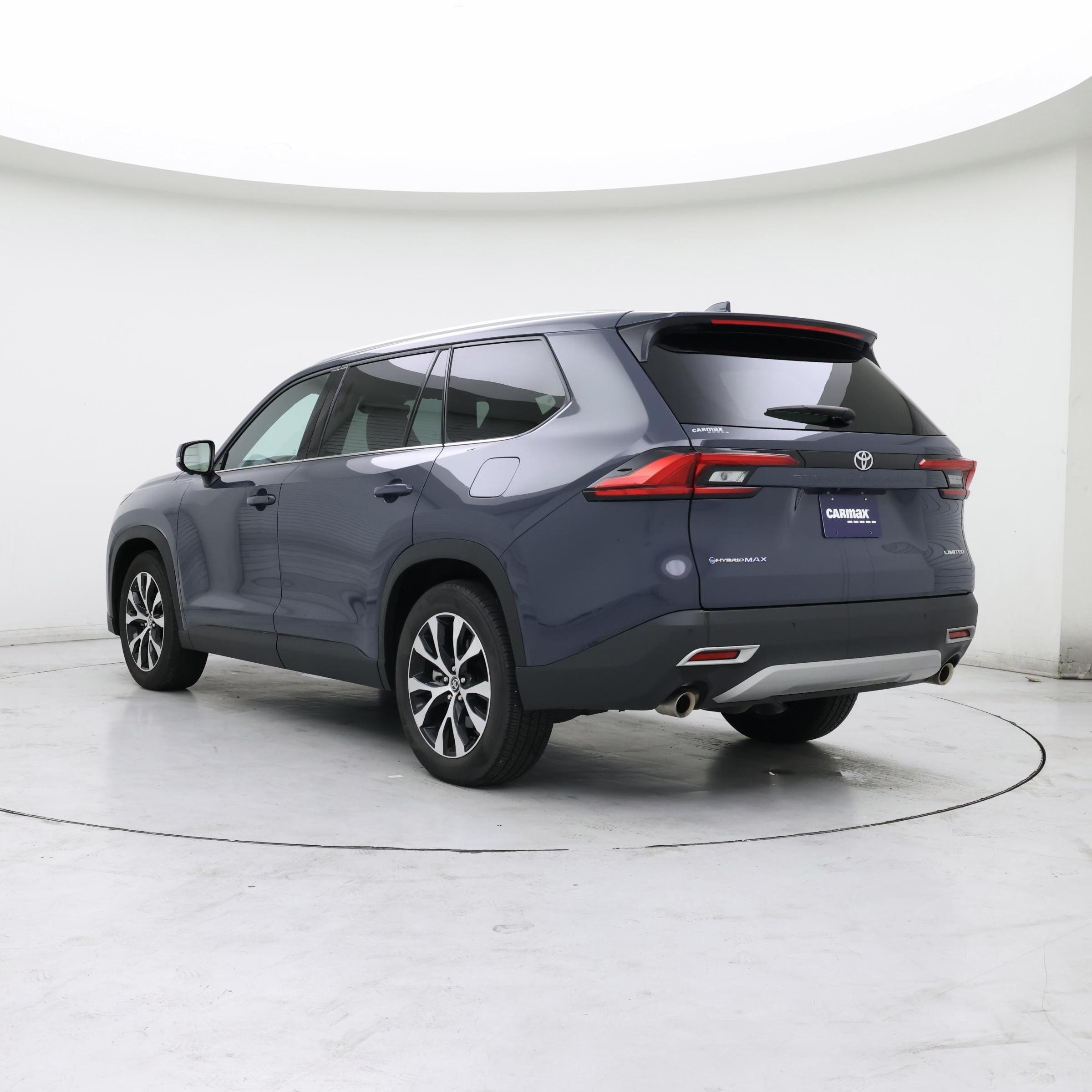 Thumbnail: 2024 Toyota Highlander - 2