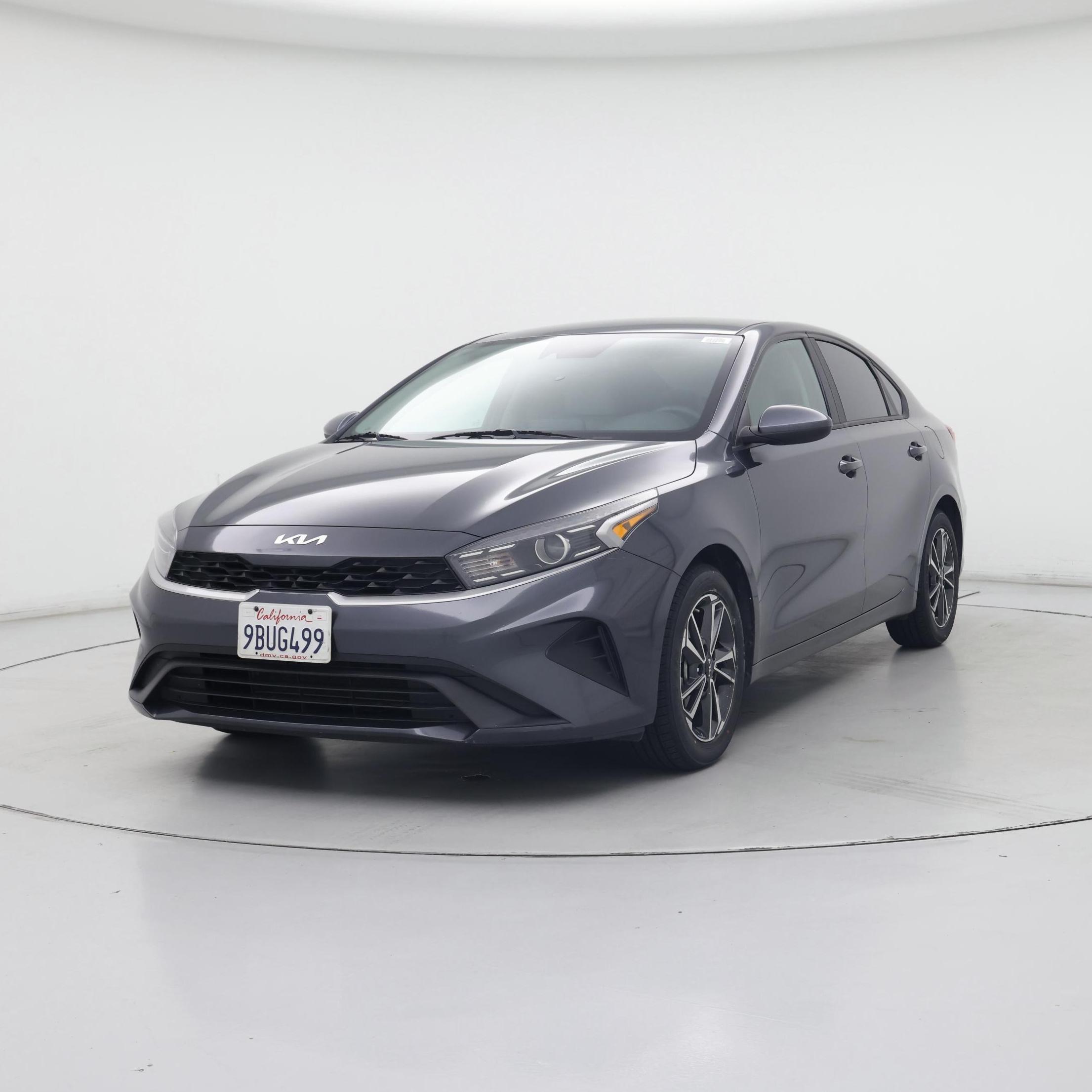 Thumbnail: 2022 Kia Forte - 4
