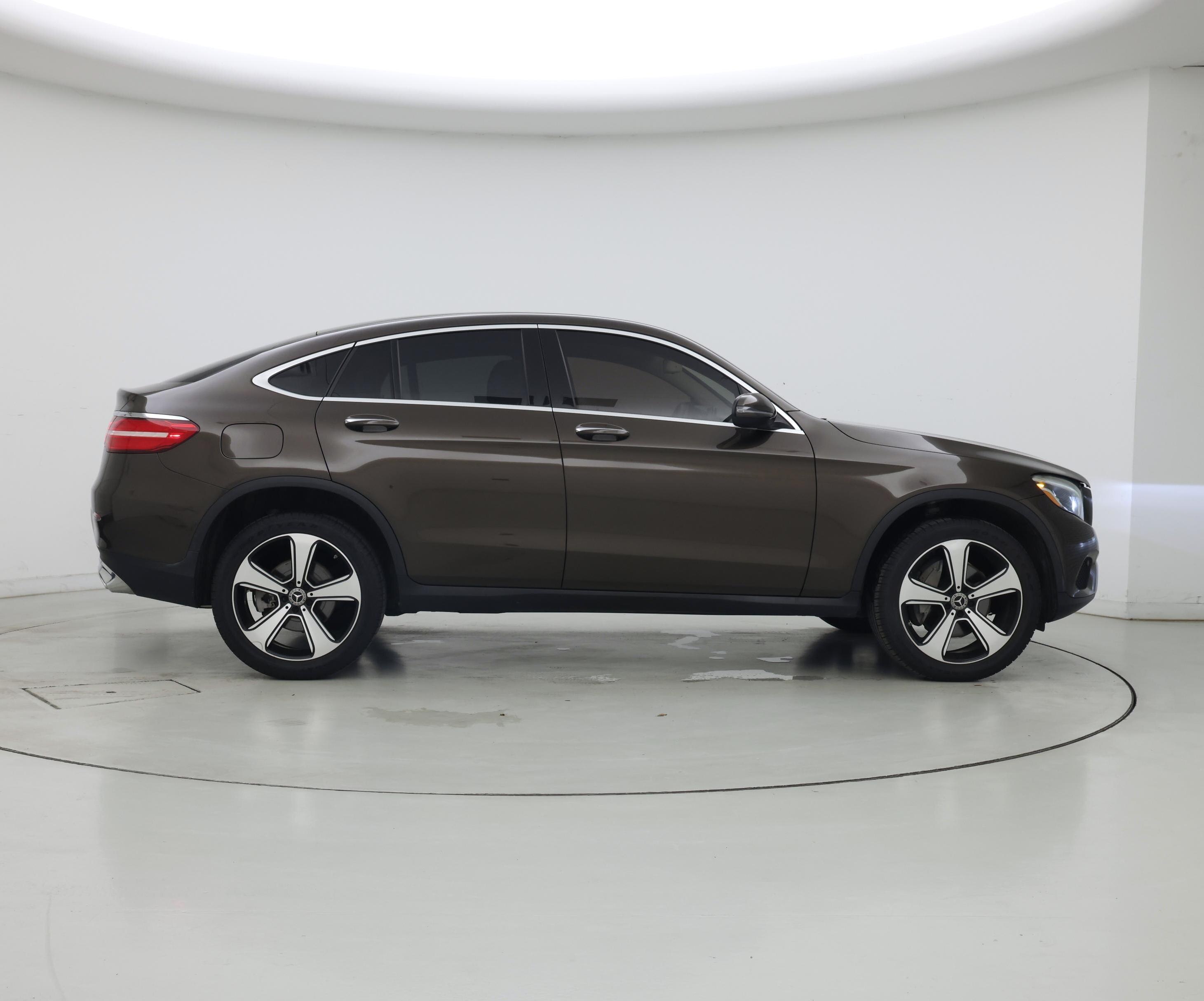 Thumbnail: 2018 Mercedes-Benz GLC - 7