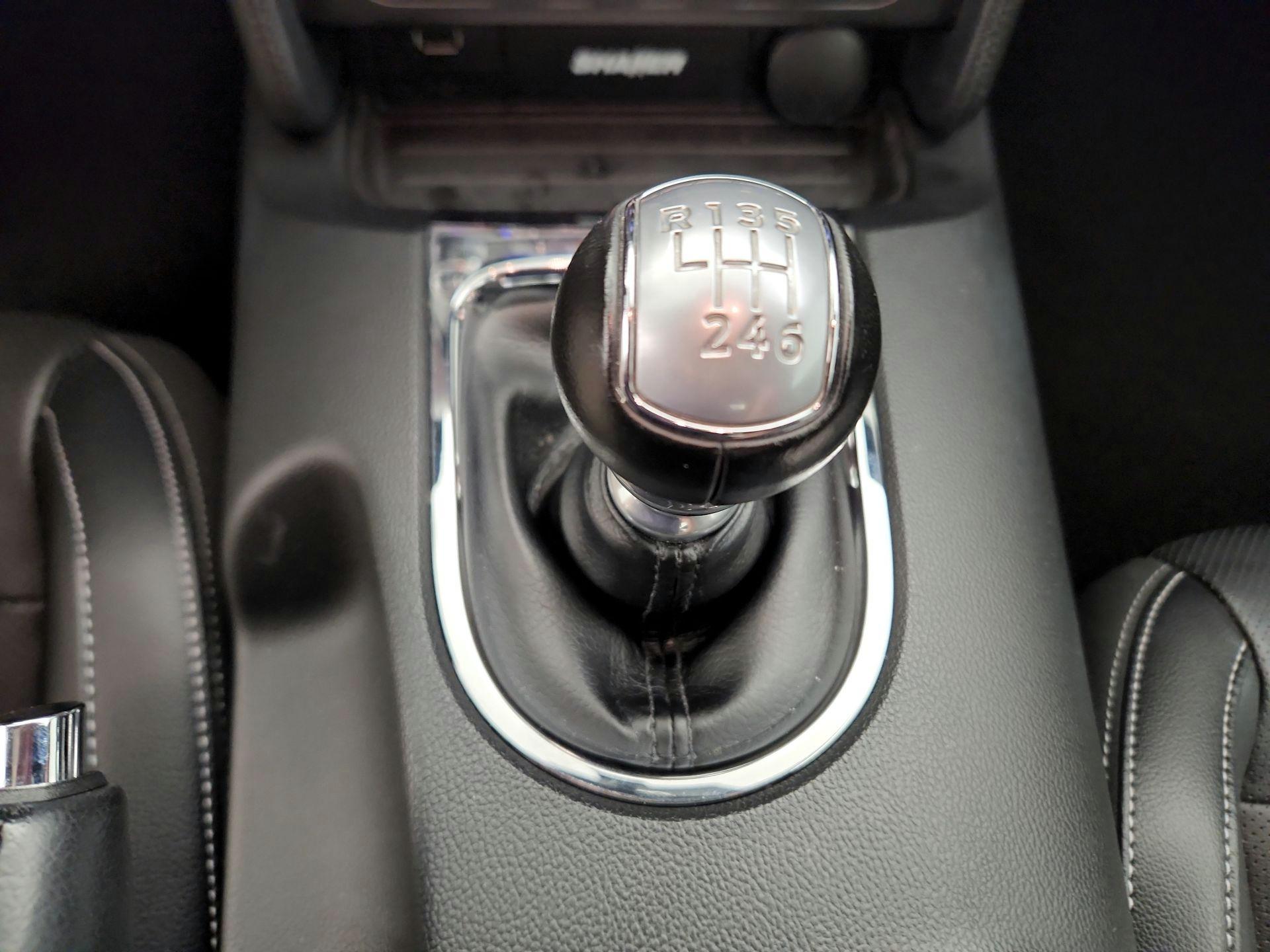 Thumbnail: 2016 Ford Mustang - 17