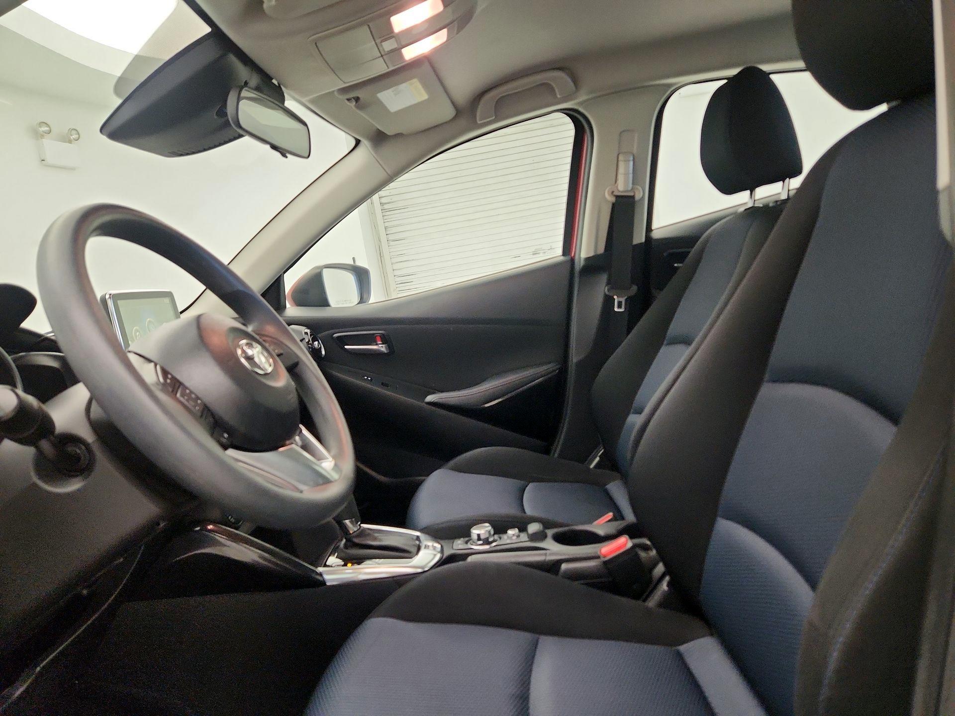 Thumbnail: 2017 Toyota Yaris iA - 11