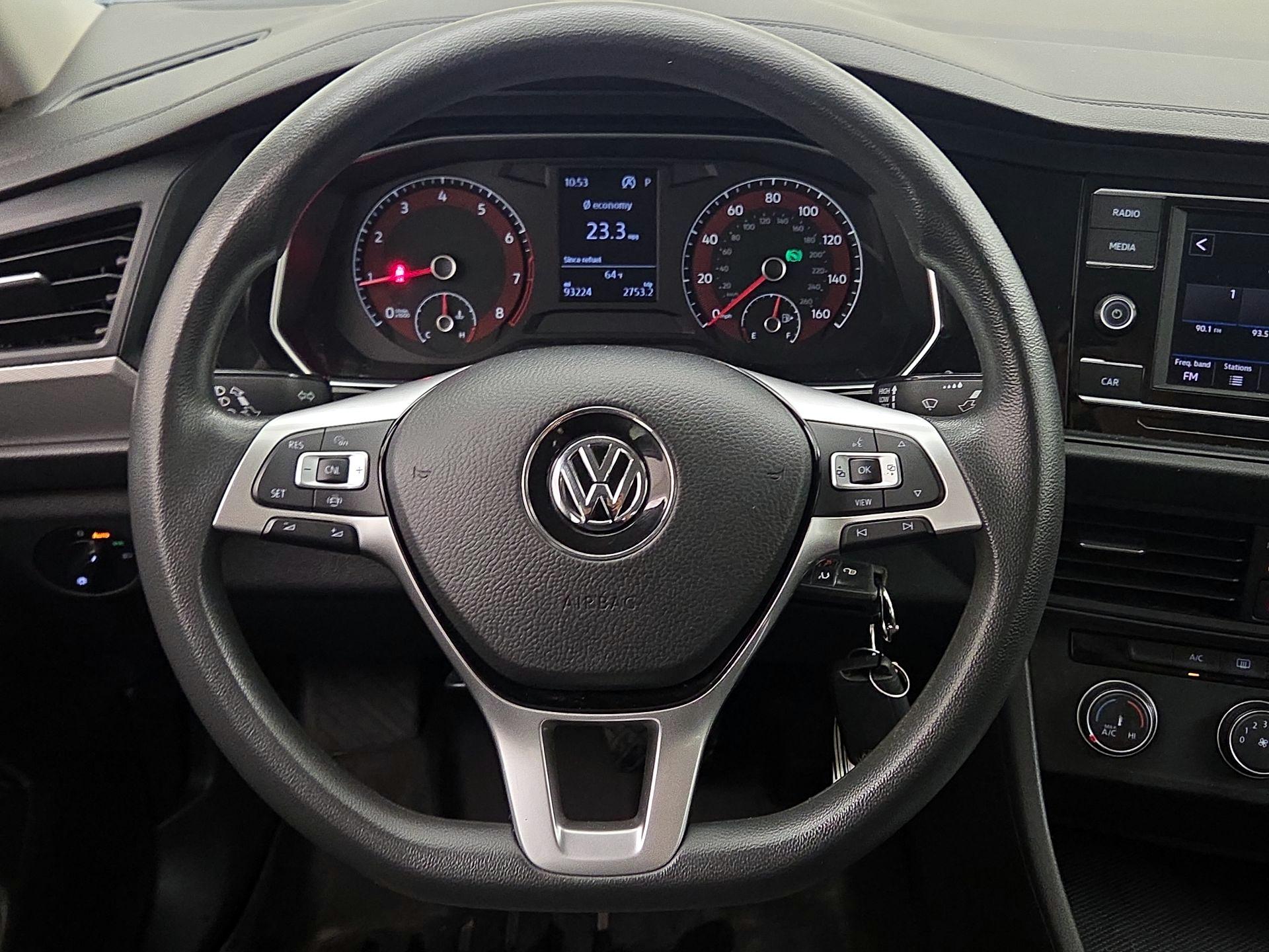 Thumbnail: 2019 Volkswagen Jetta - 10
