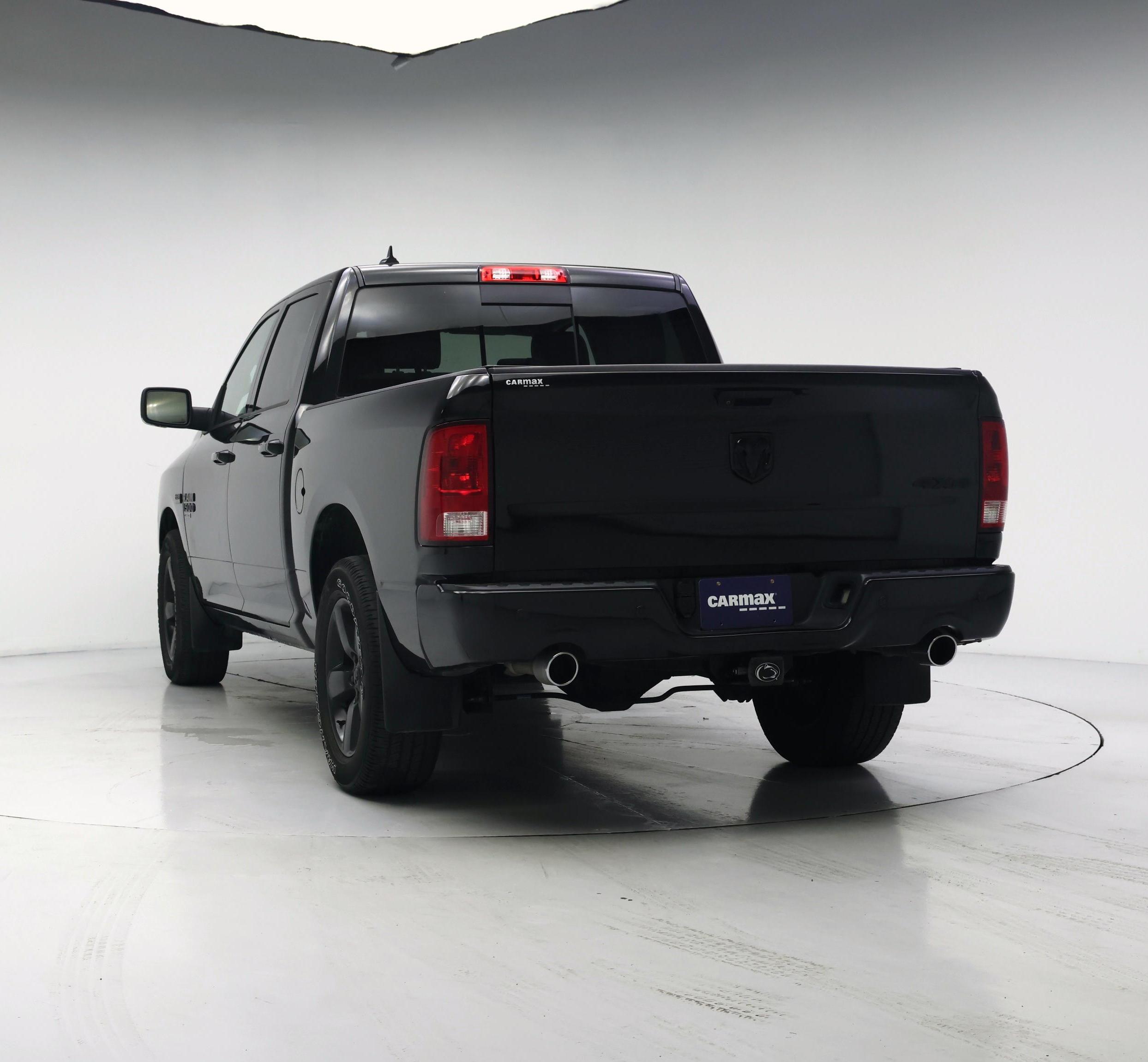 Thumbnail: 2019 RAM 1500 Classic - 6