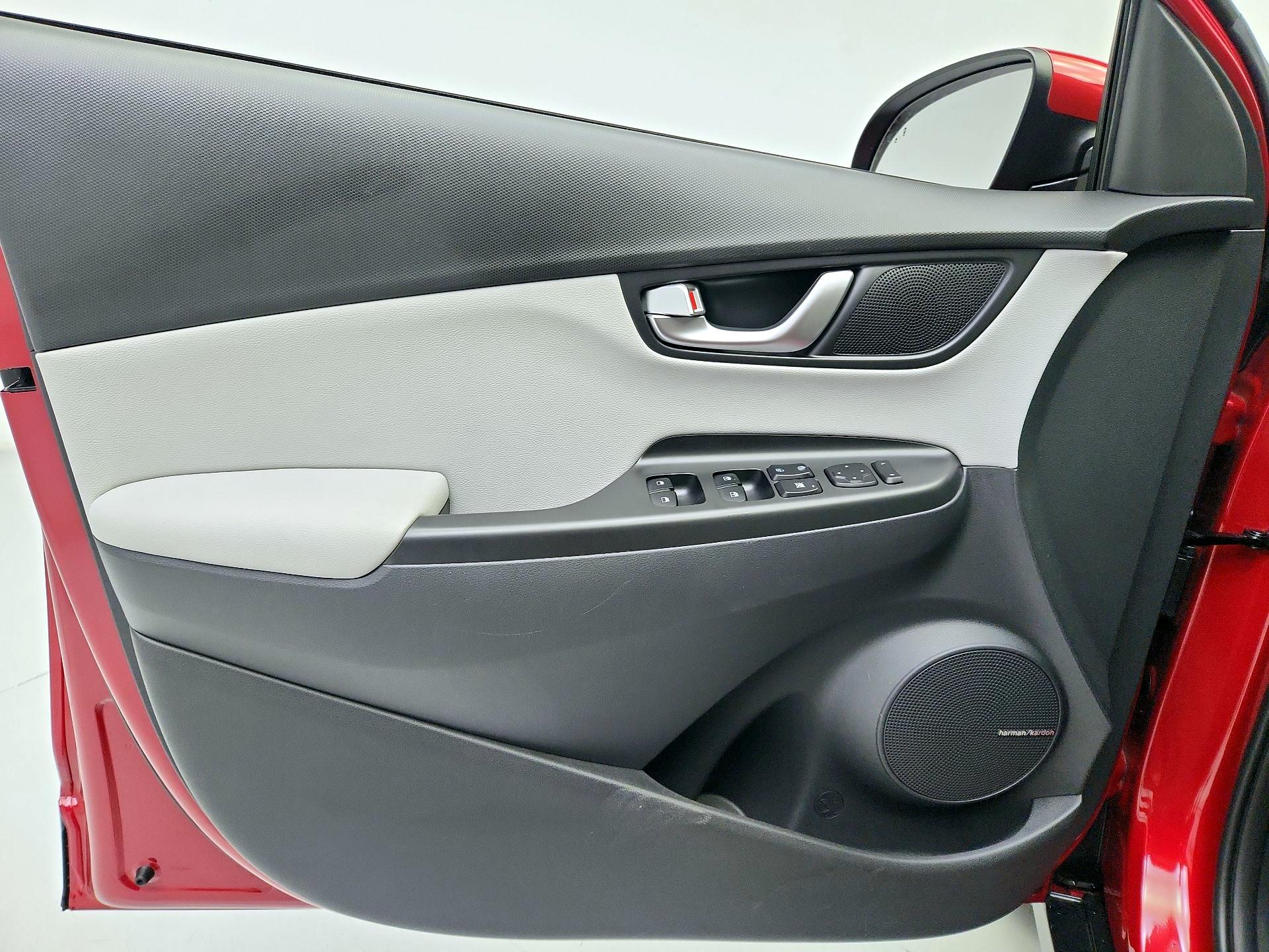 Thumbnail: 2023 Hyundai Kona - 12