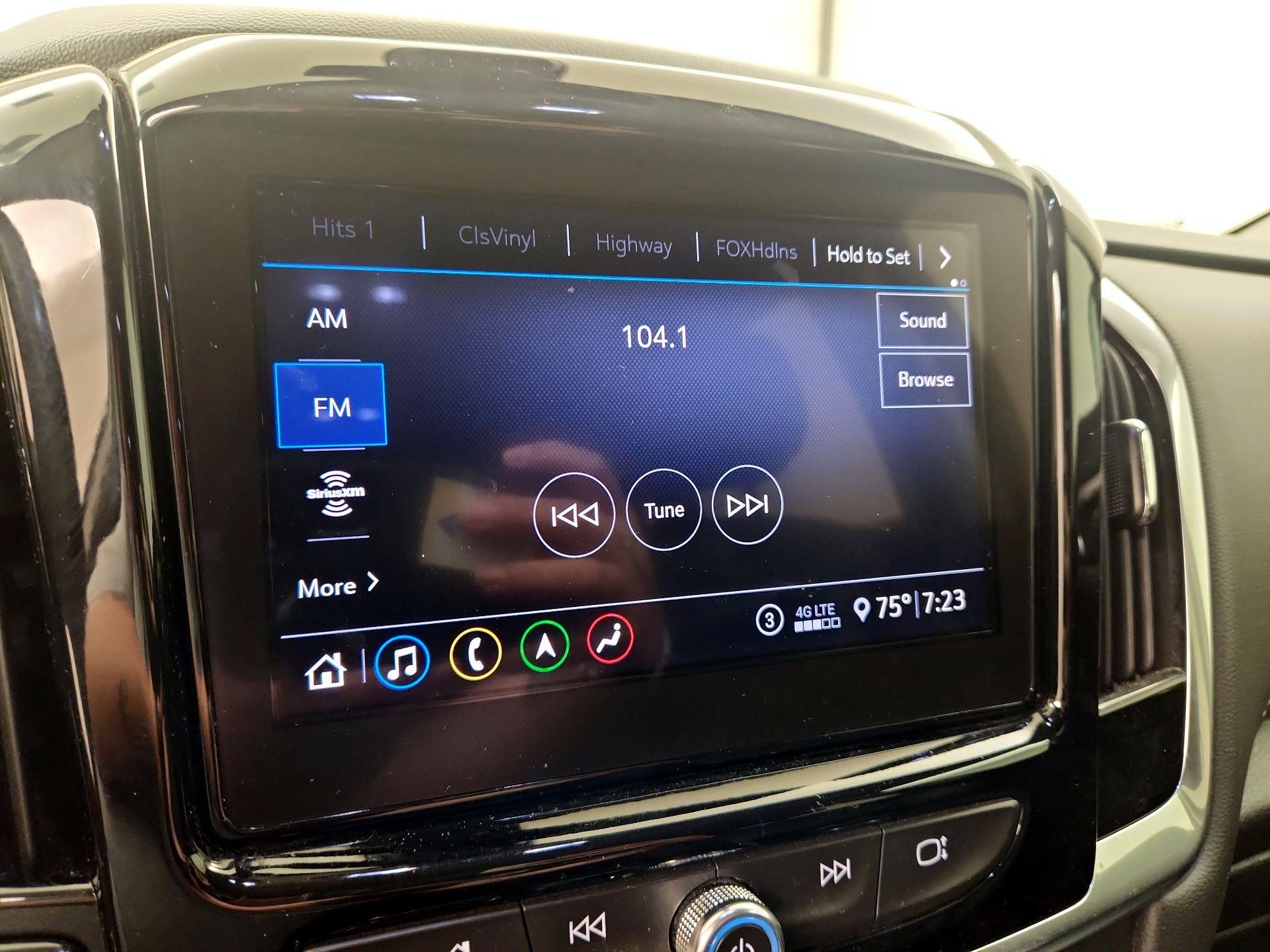 Thumbnail: 2020 Chevrolet Traverse - 16