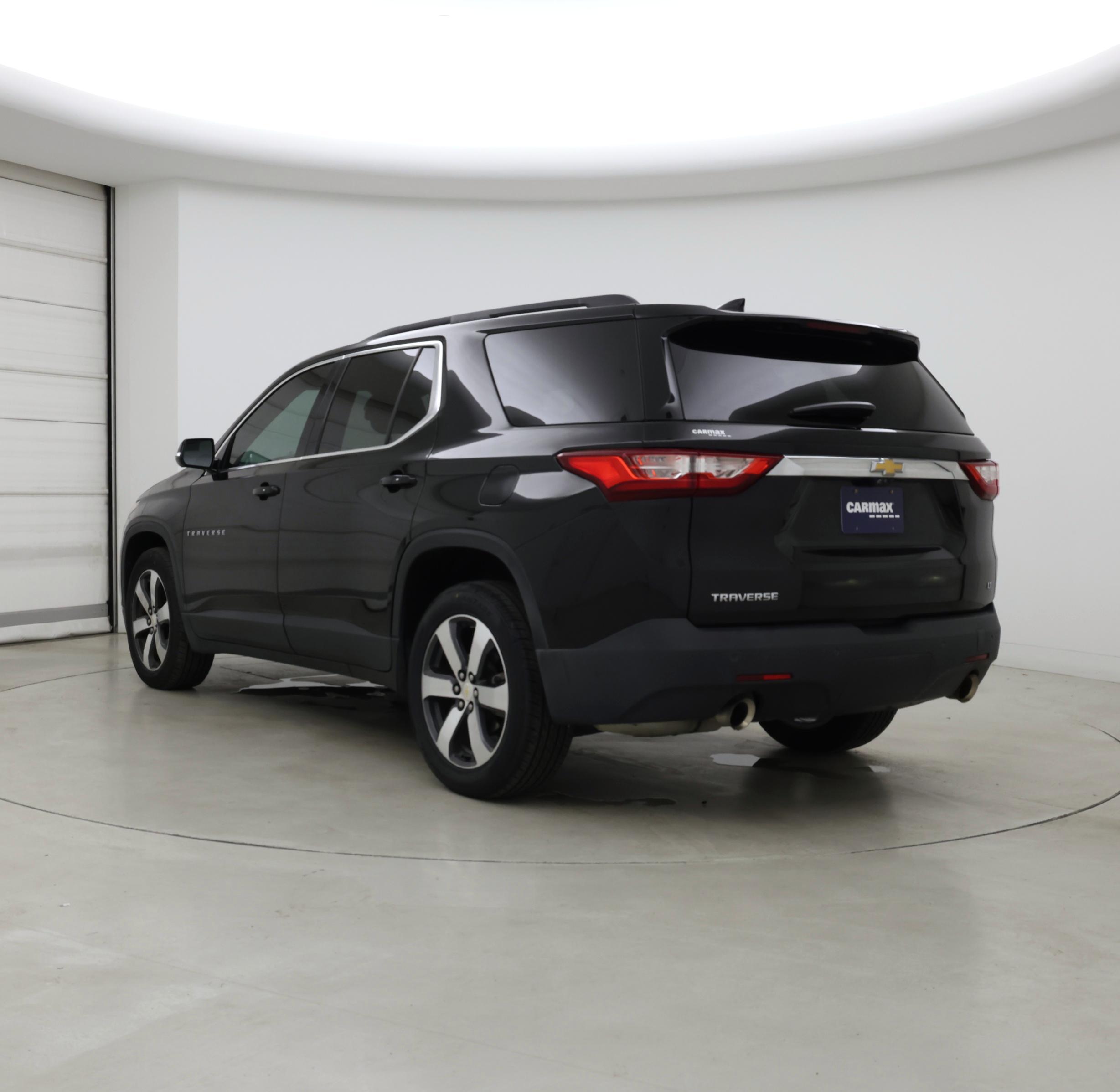 Thumbnail: 2020 Chevrolet Traverse - 2