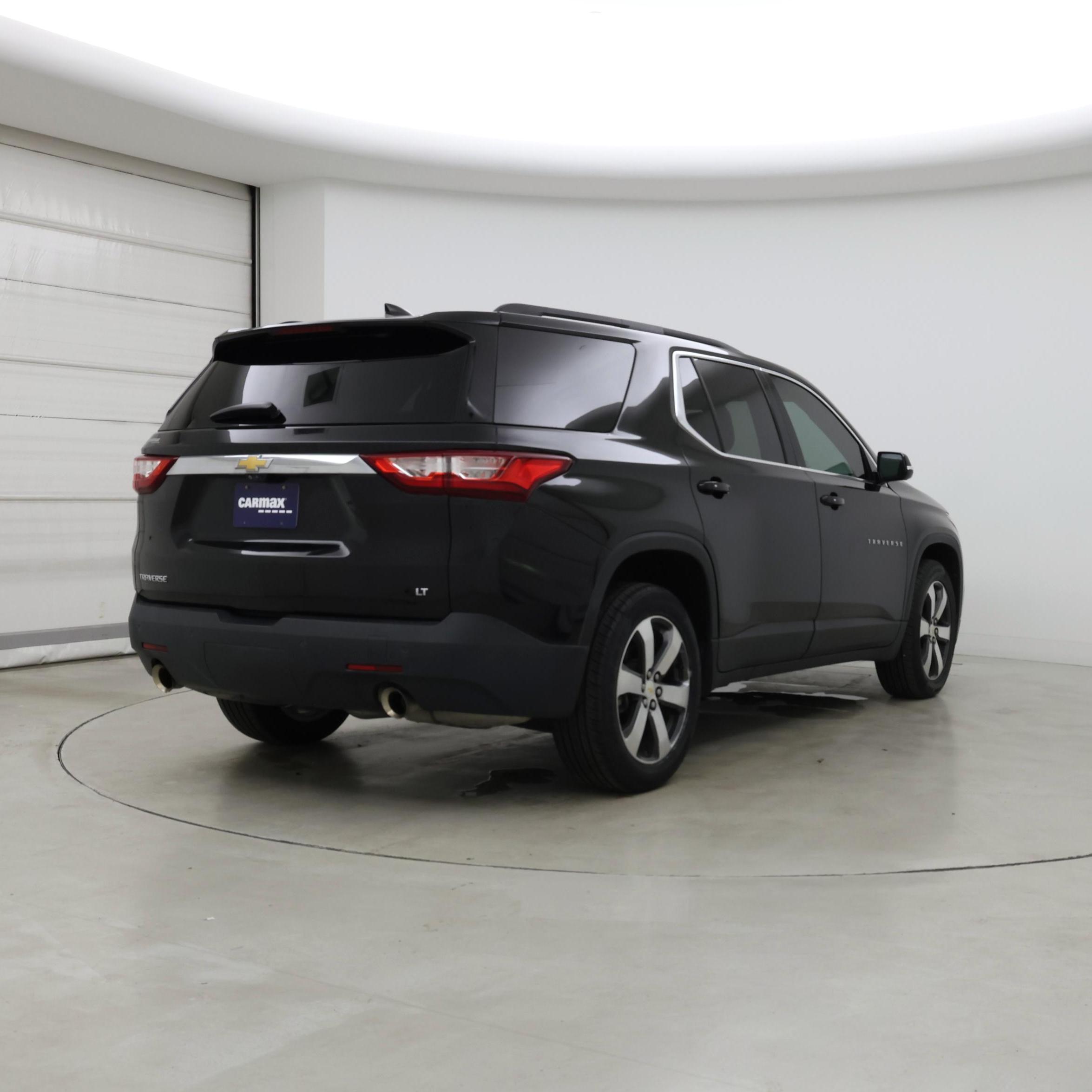 Thumbnail: 2020 Chevrolet Traverse - 8