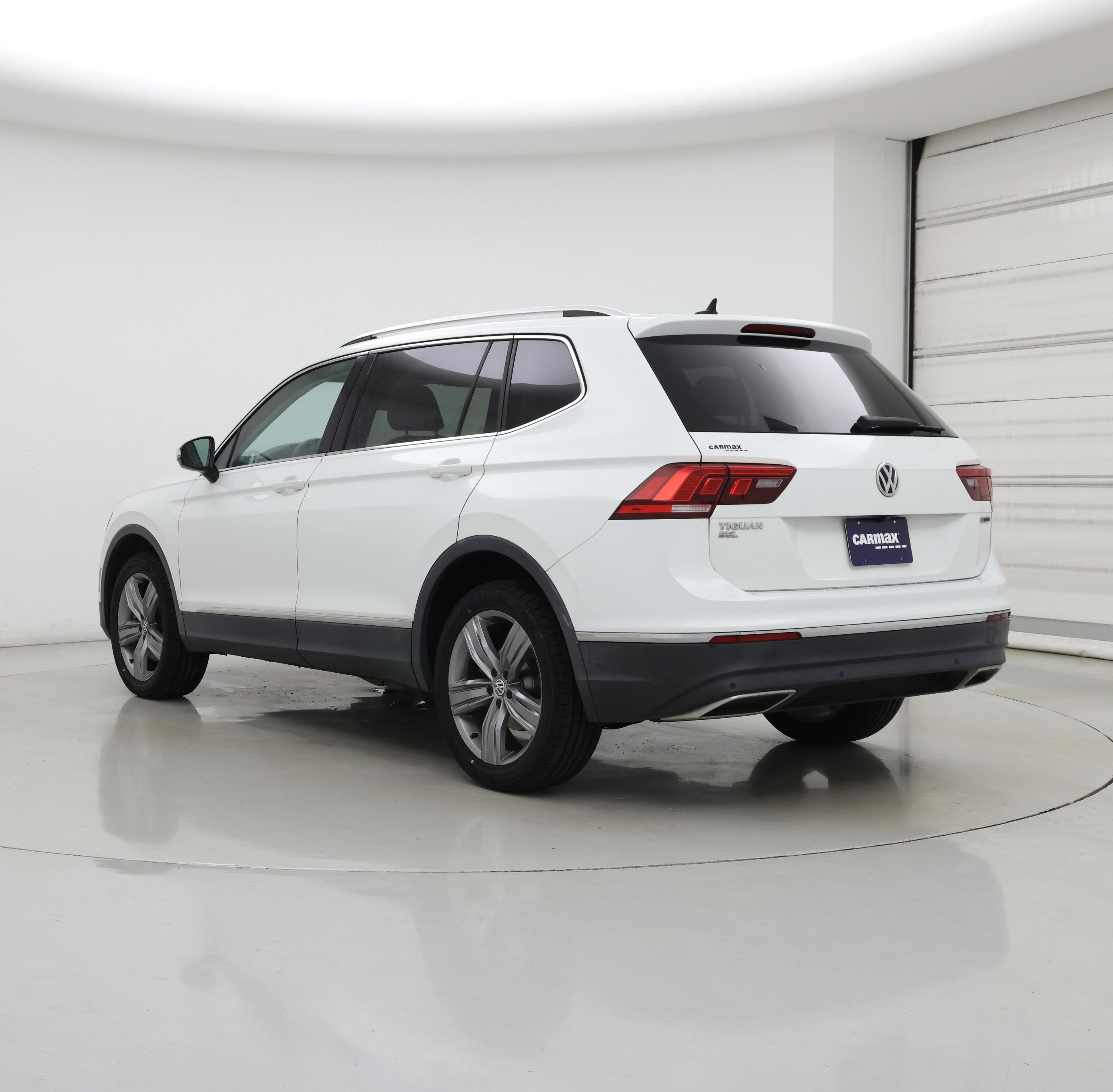 Thumbnail: 2020 Volkswagen Tiguan - 2