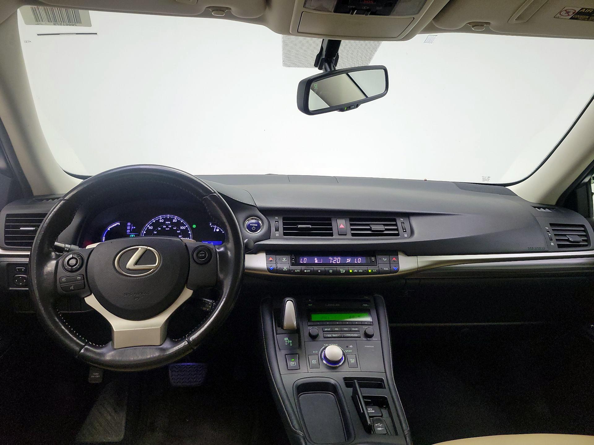 Thumbnail: 2016 Lexus CT - 9