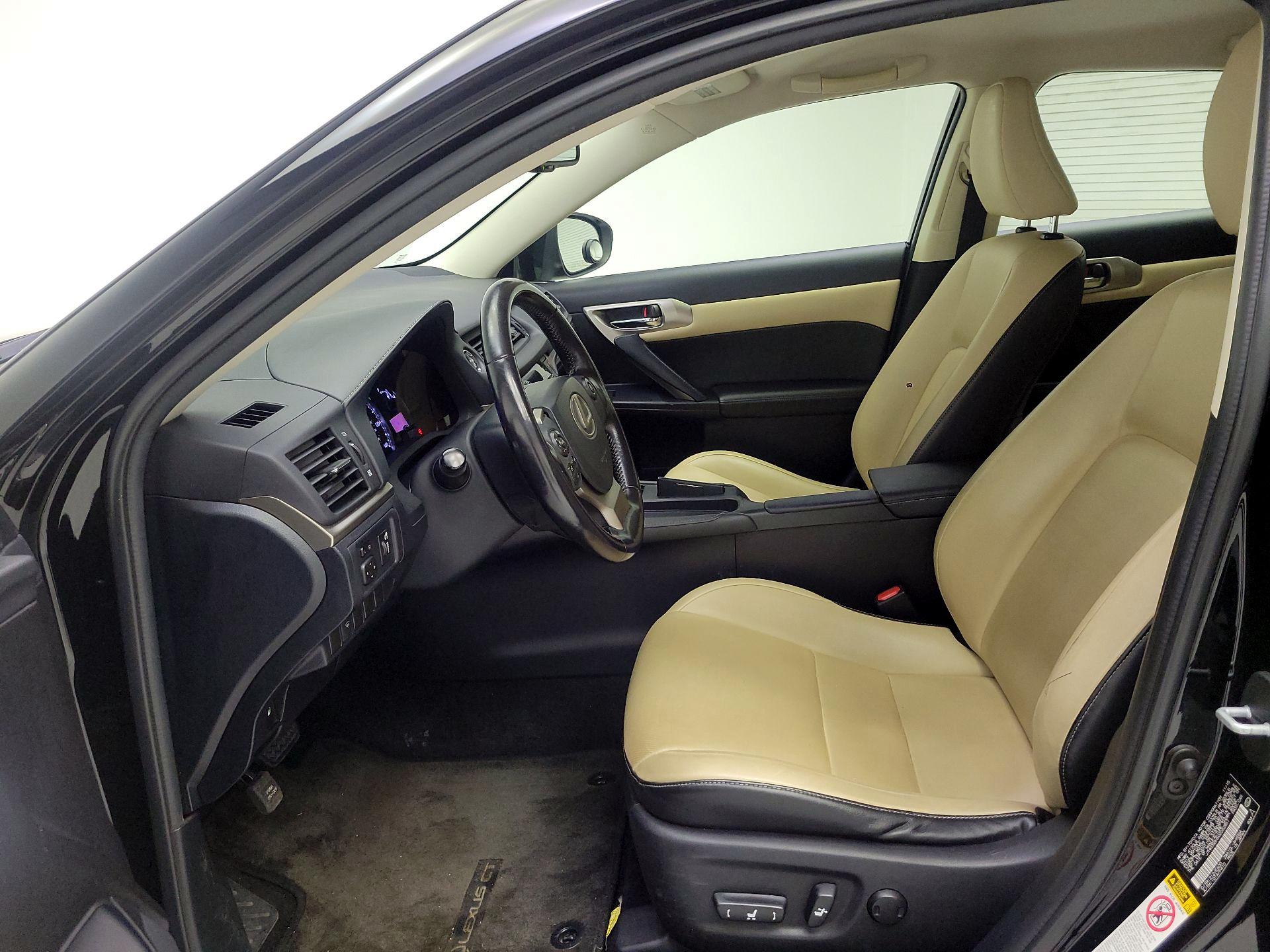 Thumbnail: 2016 Lexus CT - 11