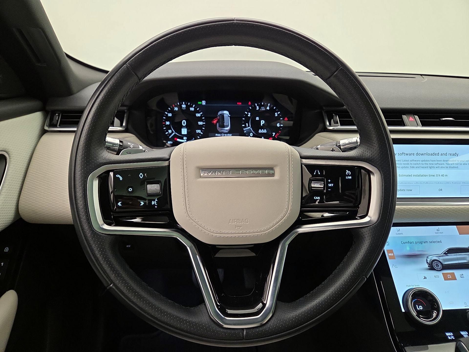 Thumbnail: 2021 Land Rover Range Rover Velar - 10